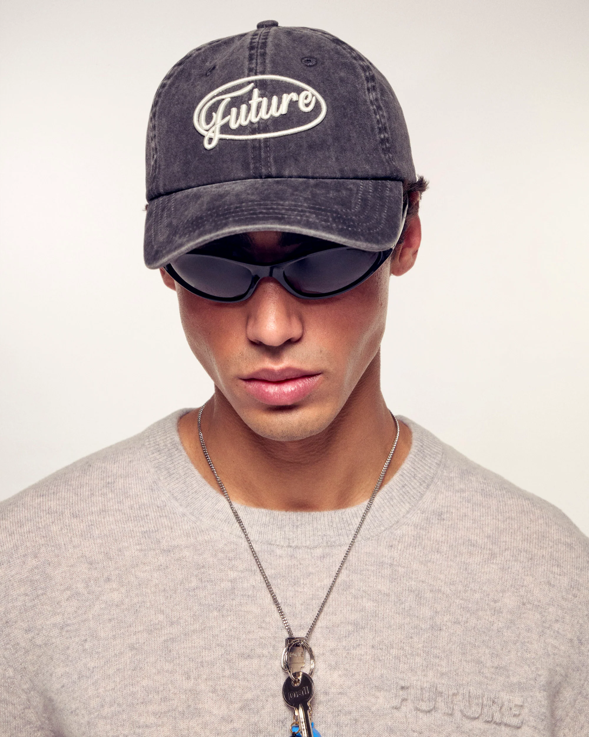 Cap with Raised Embroidery (S26 / ACCESSOIRES/ Washed Black) - Image 2