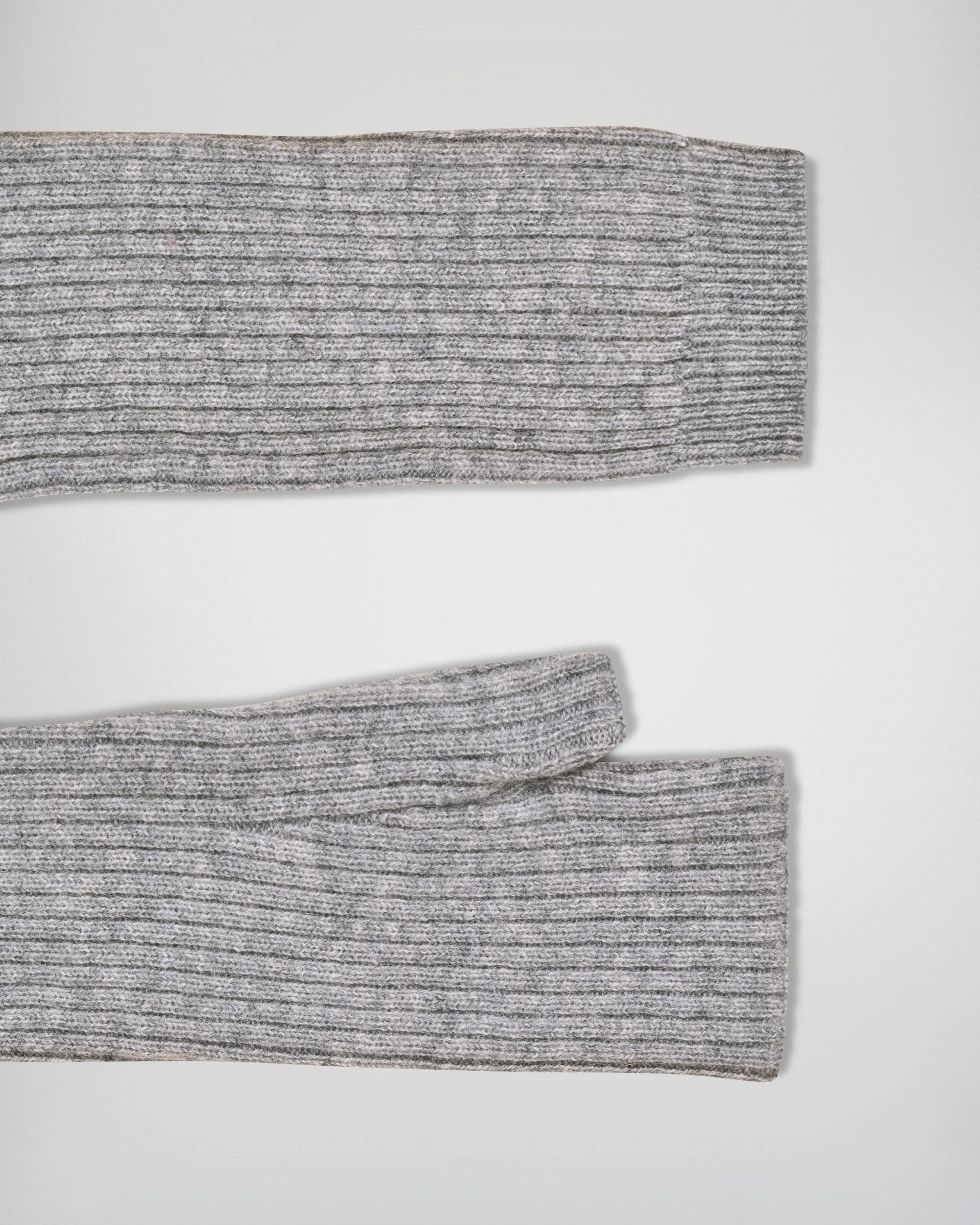 Long Mittens (H25 / ACCESSOIRES / Dark Heather Gray) - Image 3
