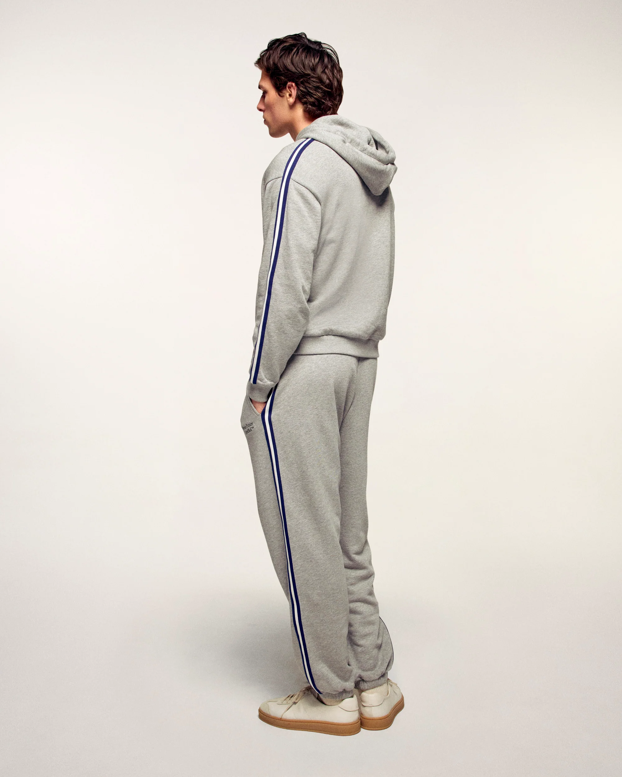 Wide-Leg Striped Joggers with Embroidery (S26 / HOMME / Gris Chine Foncé) - Image 3