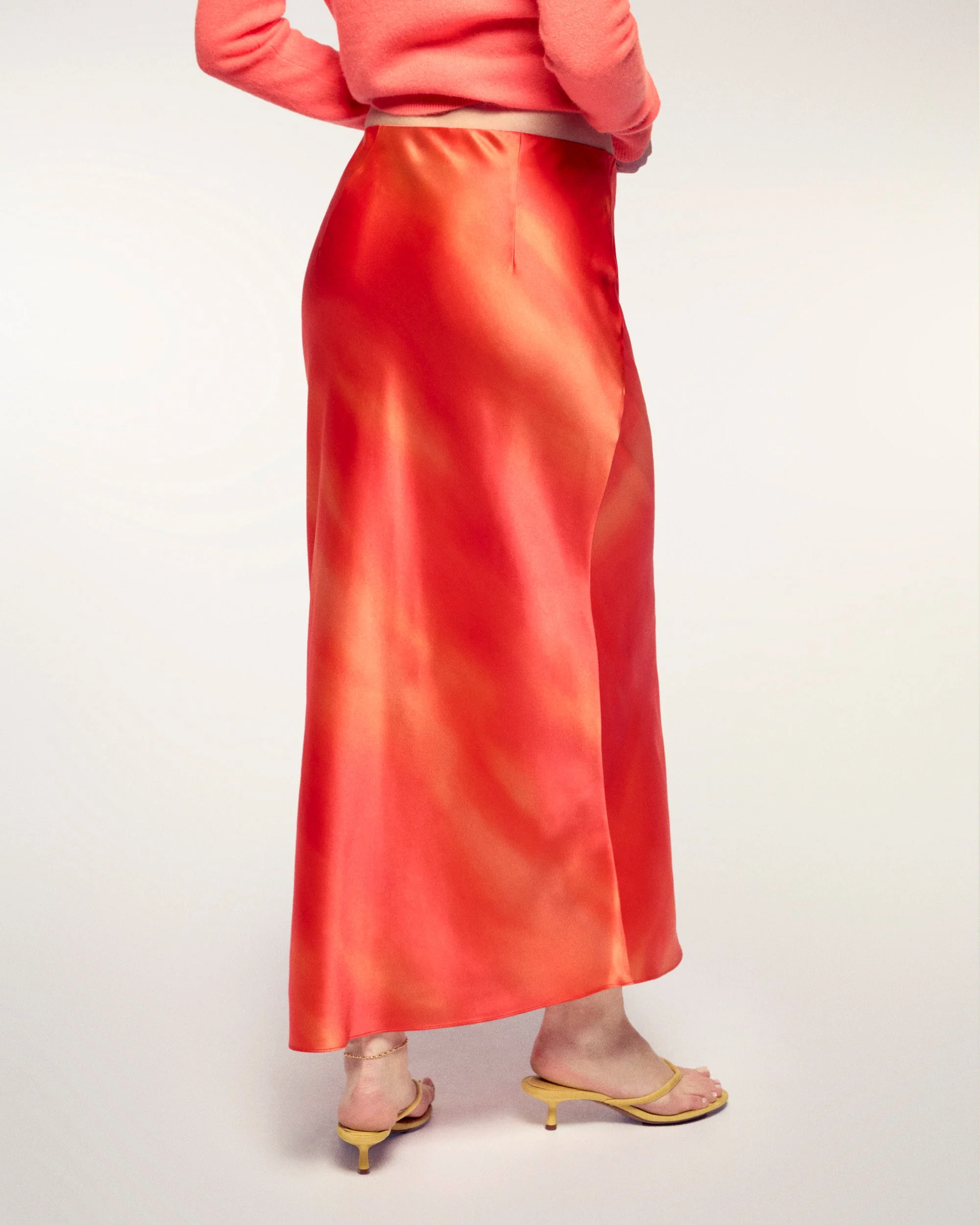 Mid-Length Skirt (S26 / FEMME / Sunset Samba) - Image 4