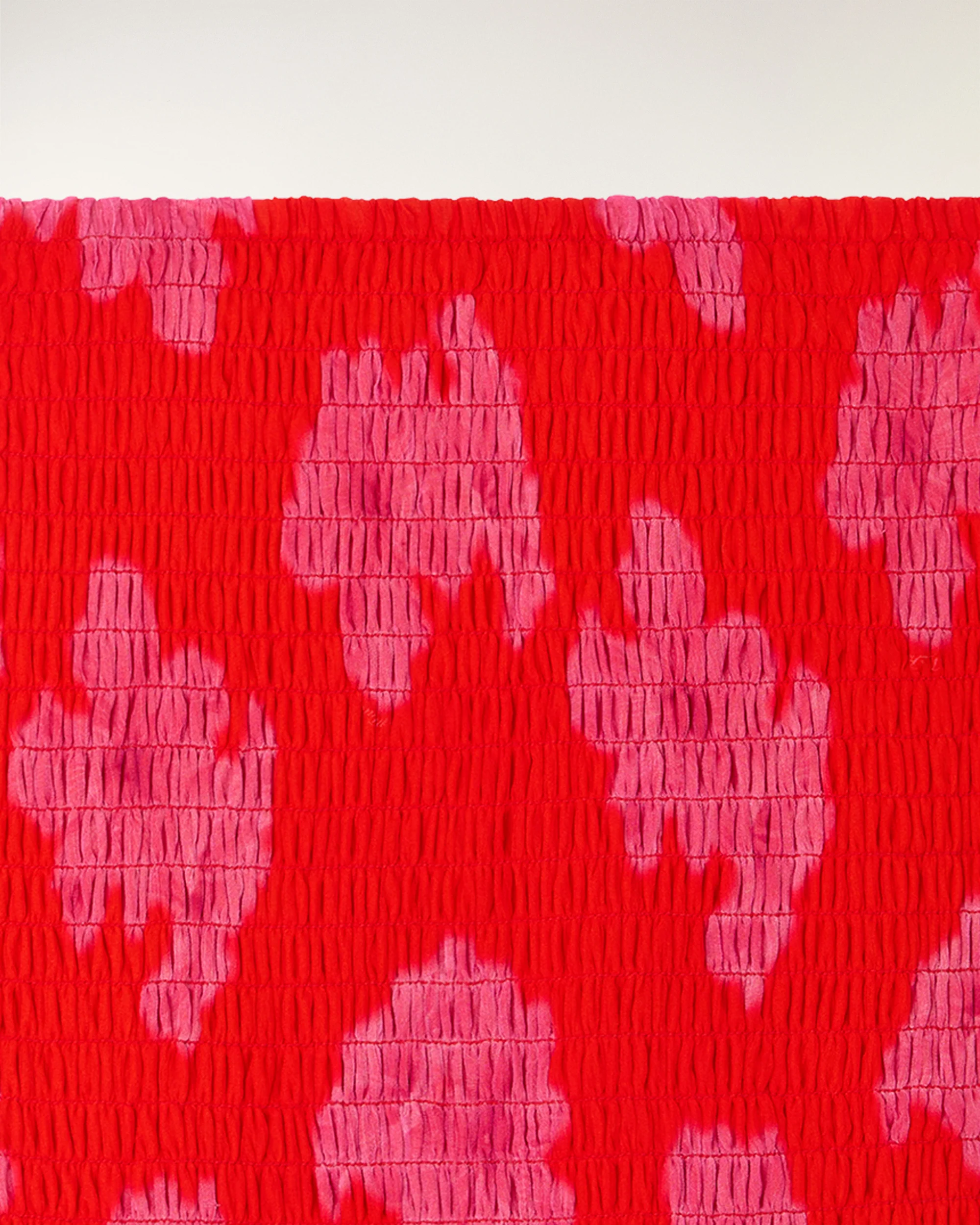 Printed Smocked Mini Skirt (S26 / FEMME / Ruby Hibiscus) - Image 6