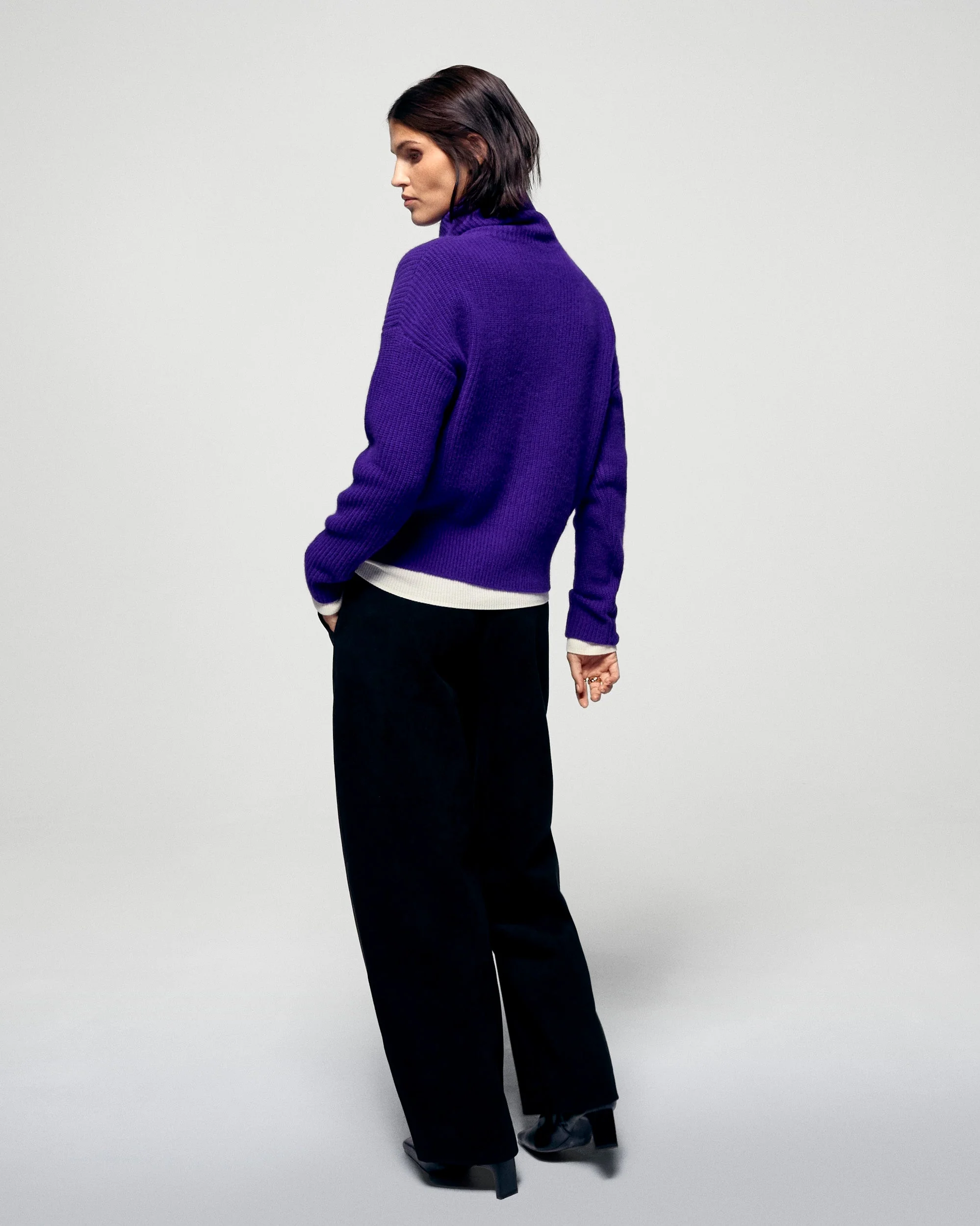 Ribbed Cardigan Sweater (H25 / FEMME / Velvet Purple) - Image 3