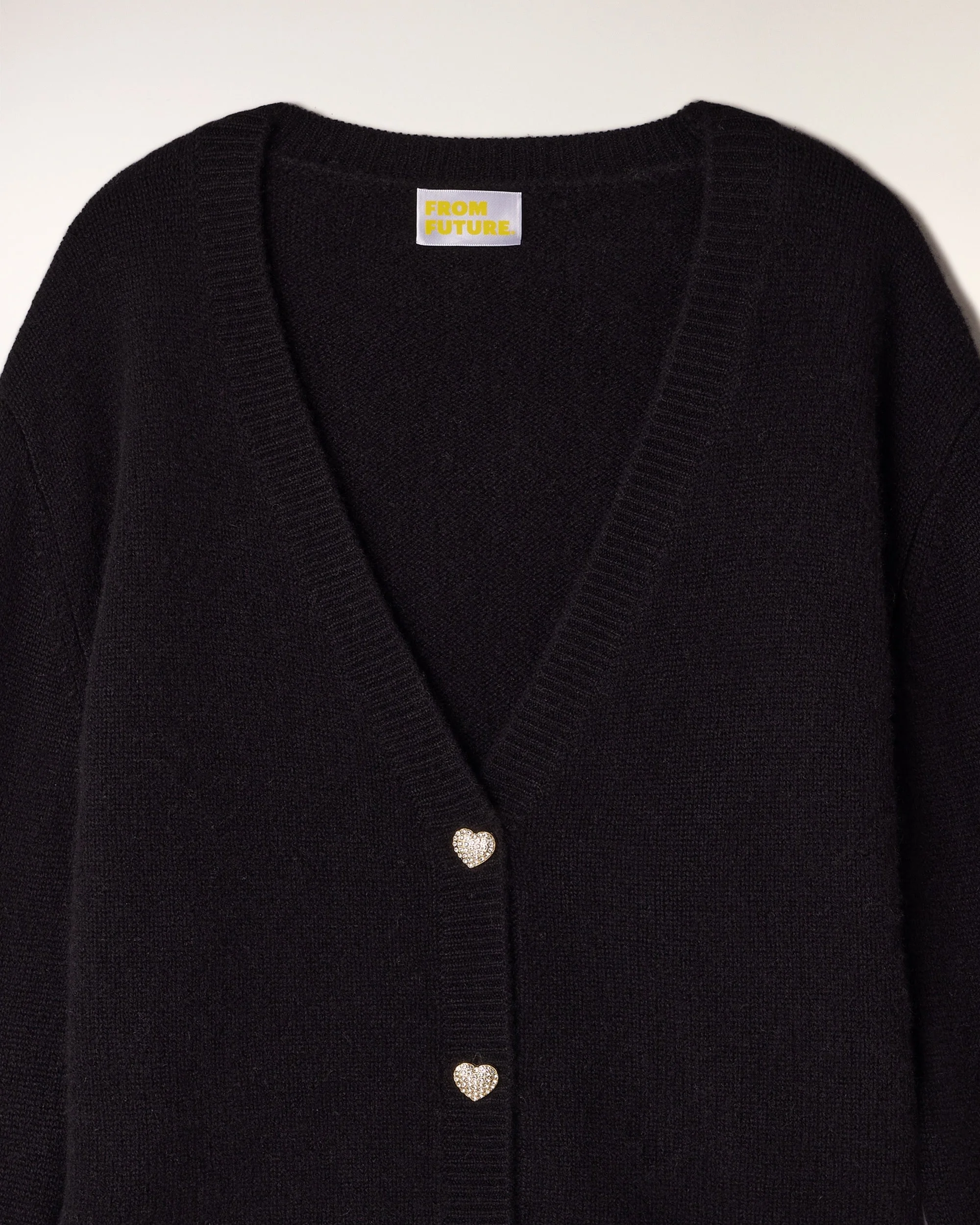 Heart Button Cardigan (S26/ FEMME/ Noir) - Image 6