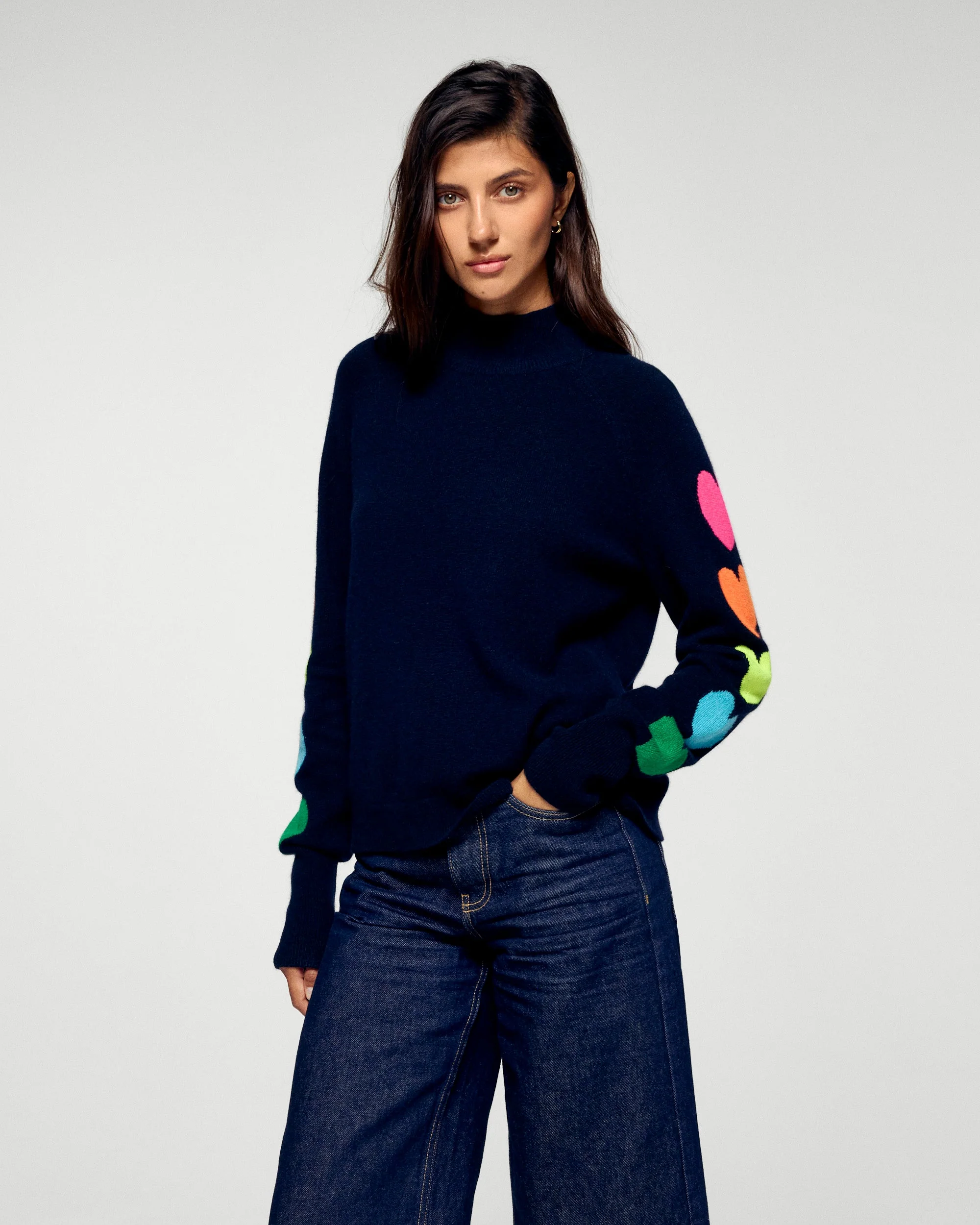 Mock Neck Sweater Multicolored Hearts (H25 / WOMEN / Navy) - Image 4