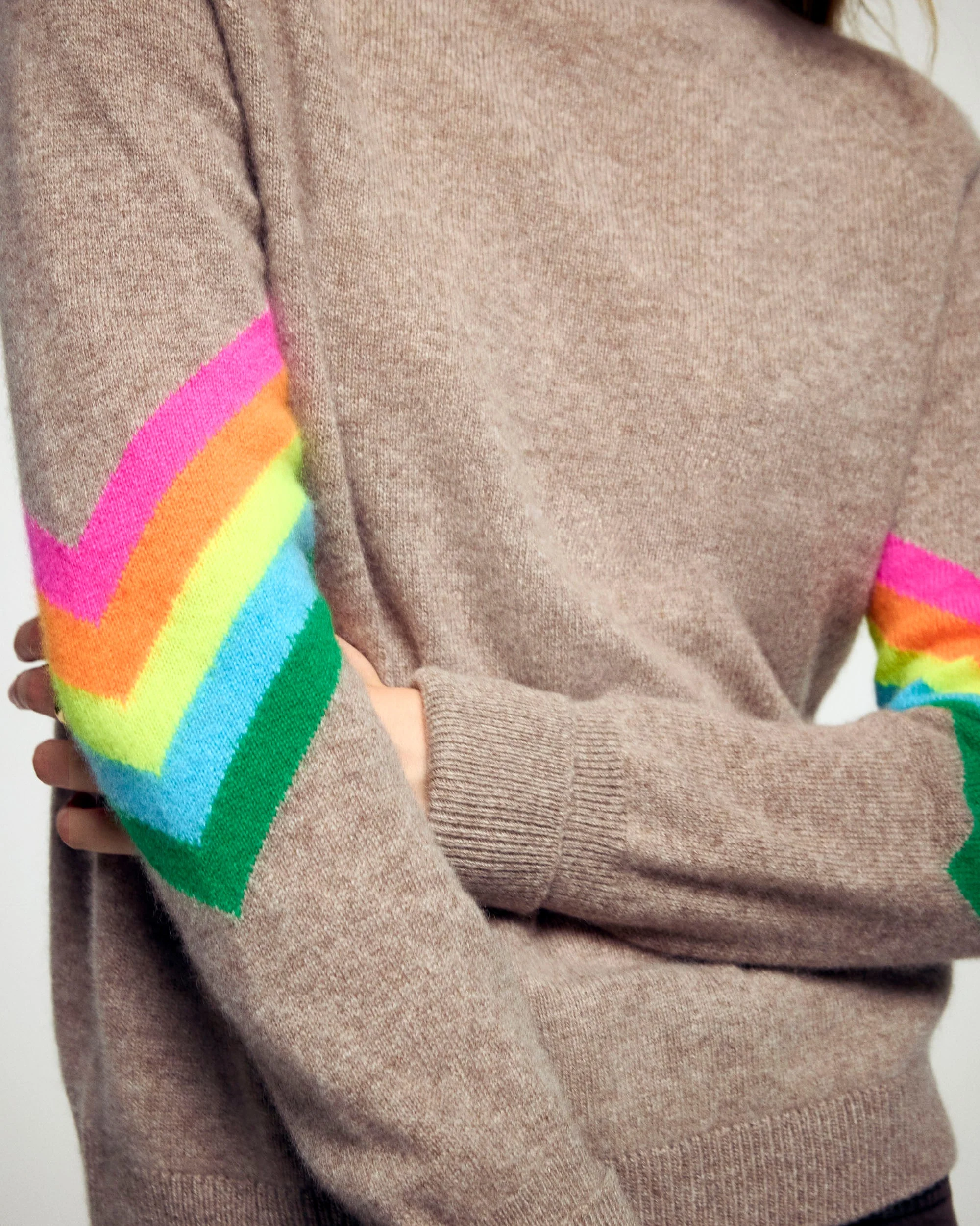 Mock Neck Sweater (H25 / FEMME / Taupe) - Image 2