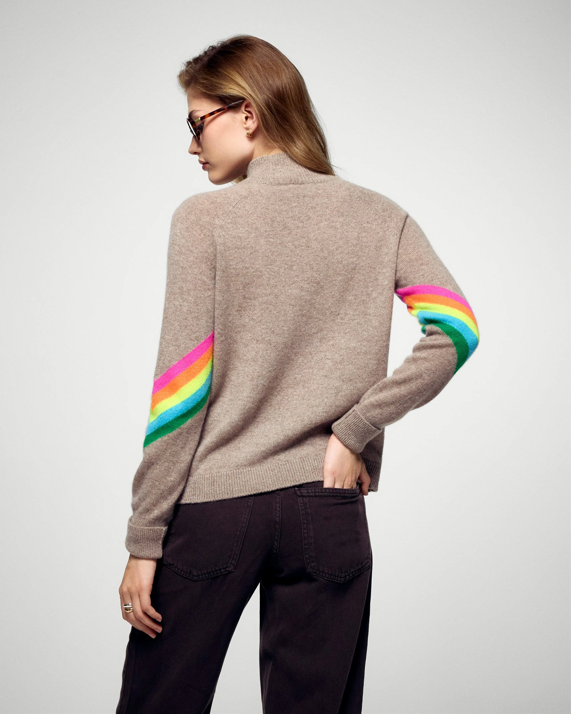 Mock Neck Sweater (H25 / FEMME / Taupe) - Image 4