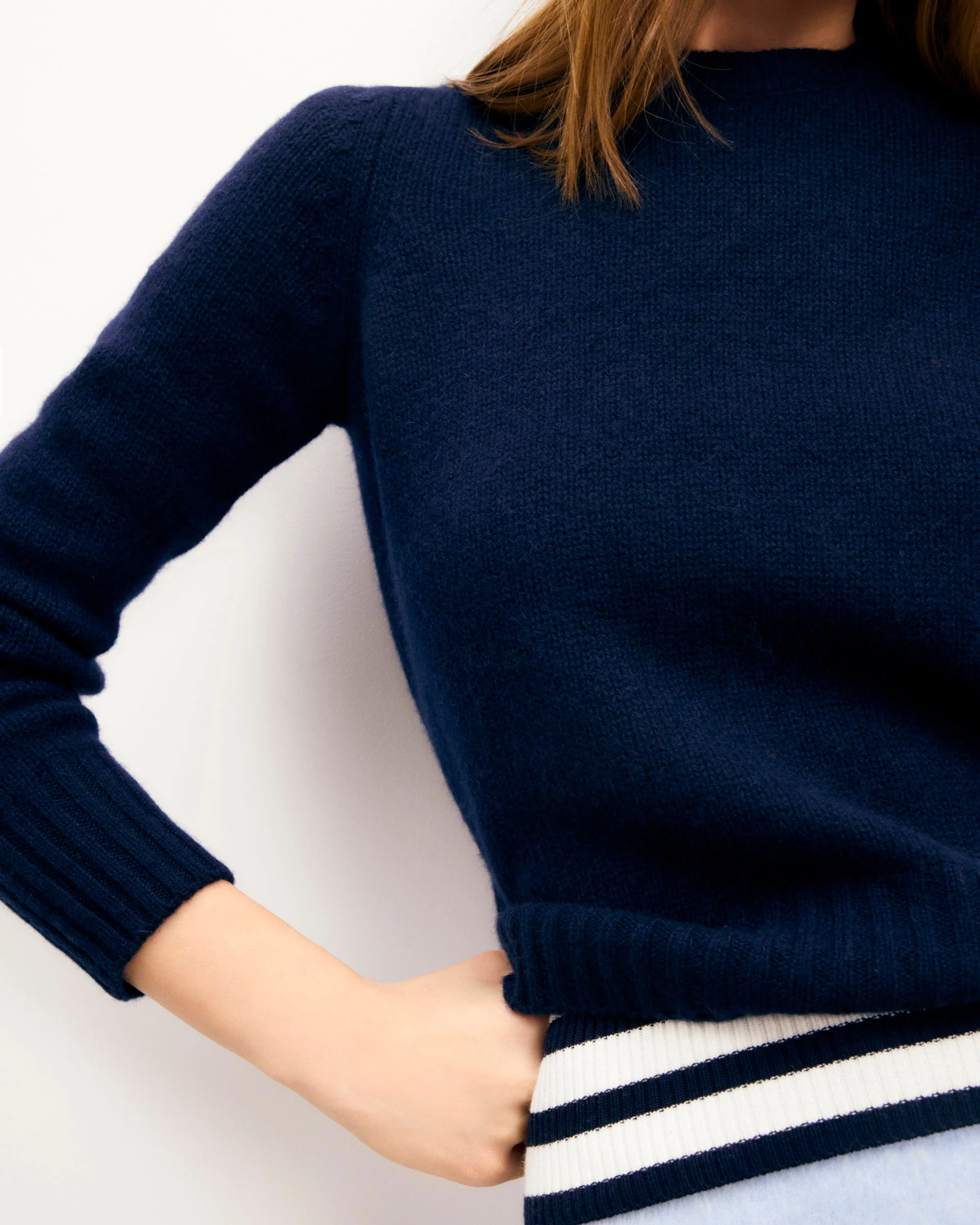 Short Crewneck Sweater (S25 / WOMEN / Navy) - Image 3