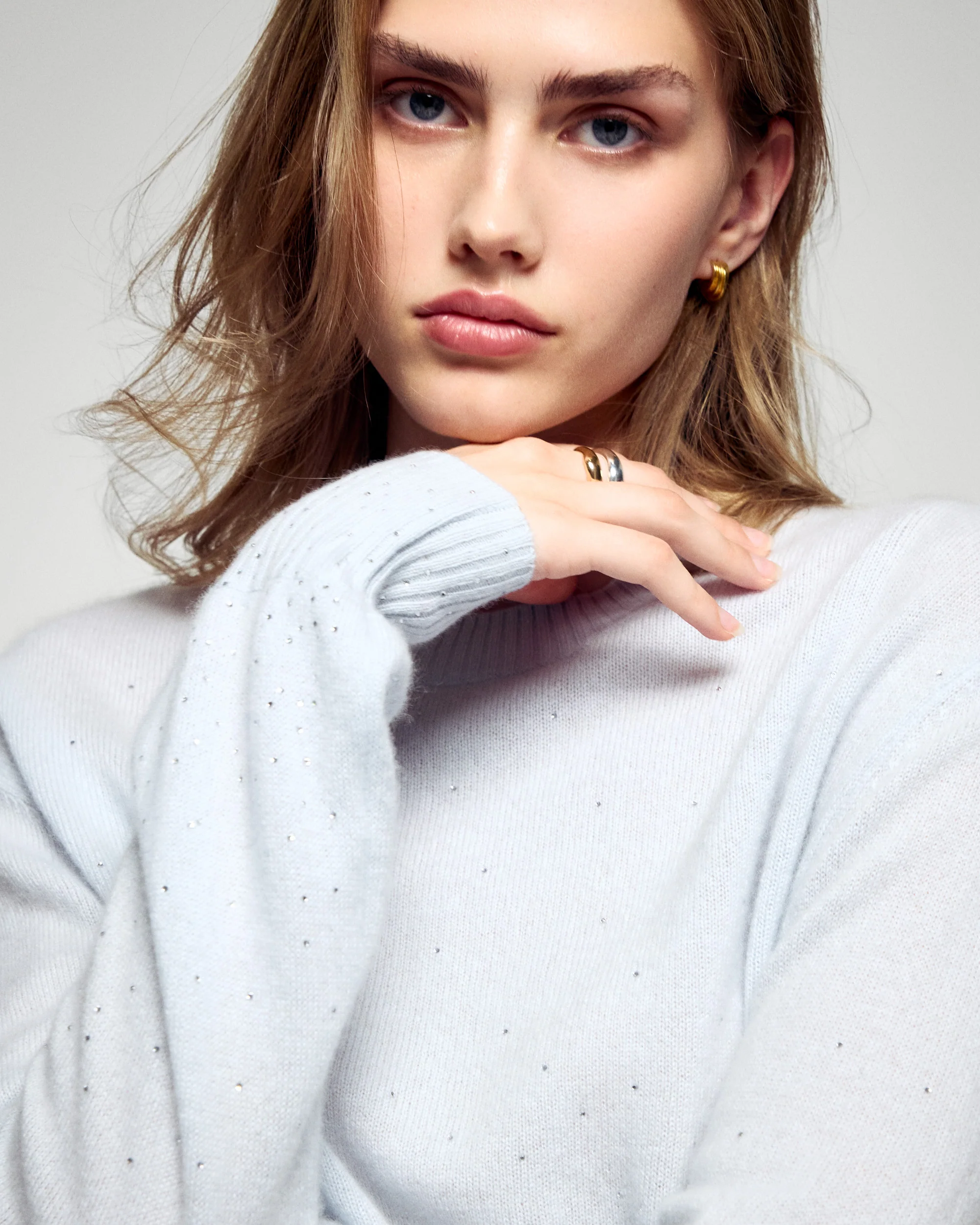 Crewneck Sweater (H25 / WOMEN / Angel Blue)