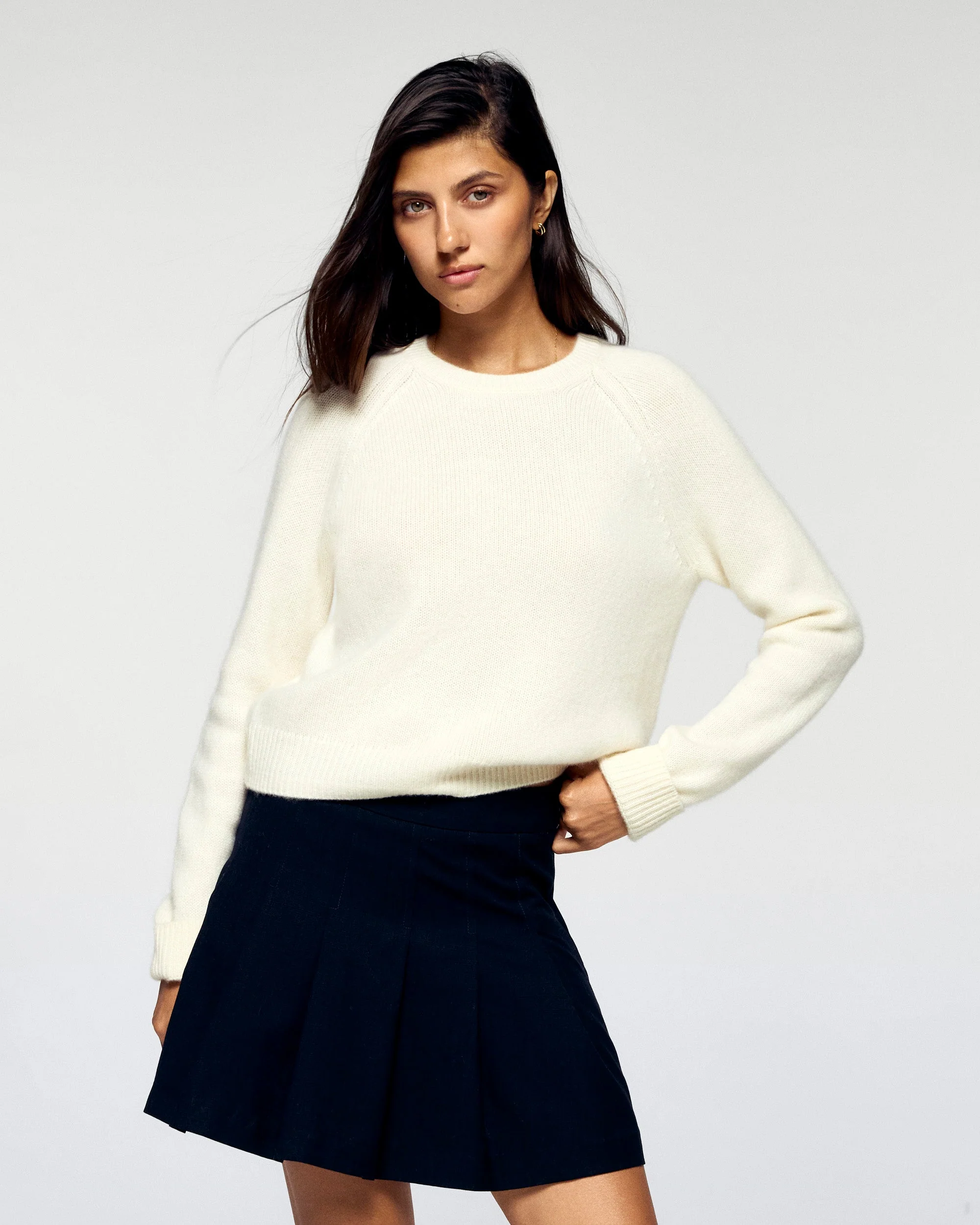 Crewneck Sweater (H25 / FEMME / White)