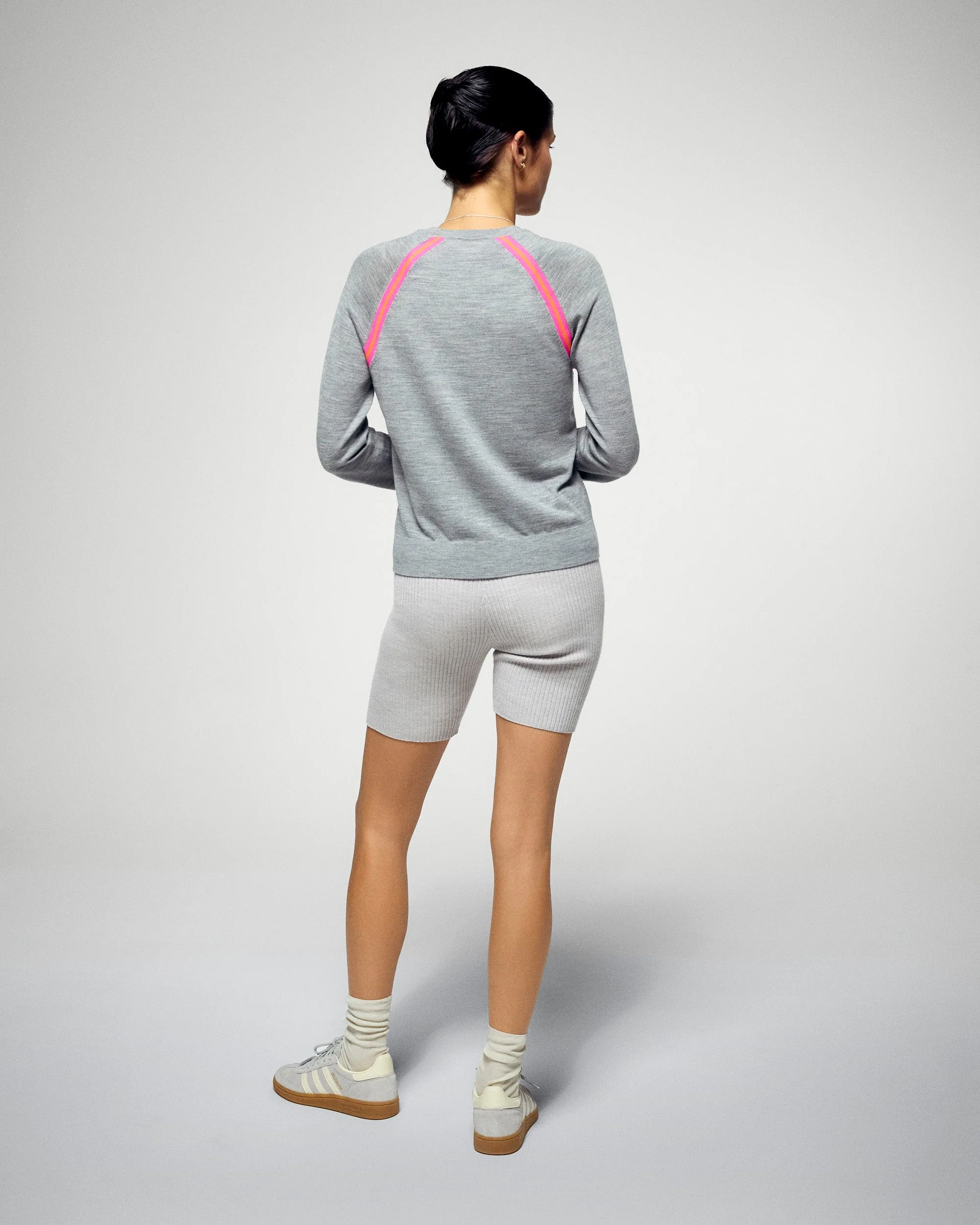 Crewneck Sweater (H25 / WOMEN / Dark Heather Gray / RWS) - Image 4