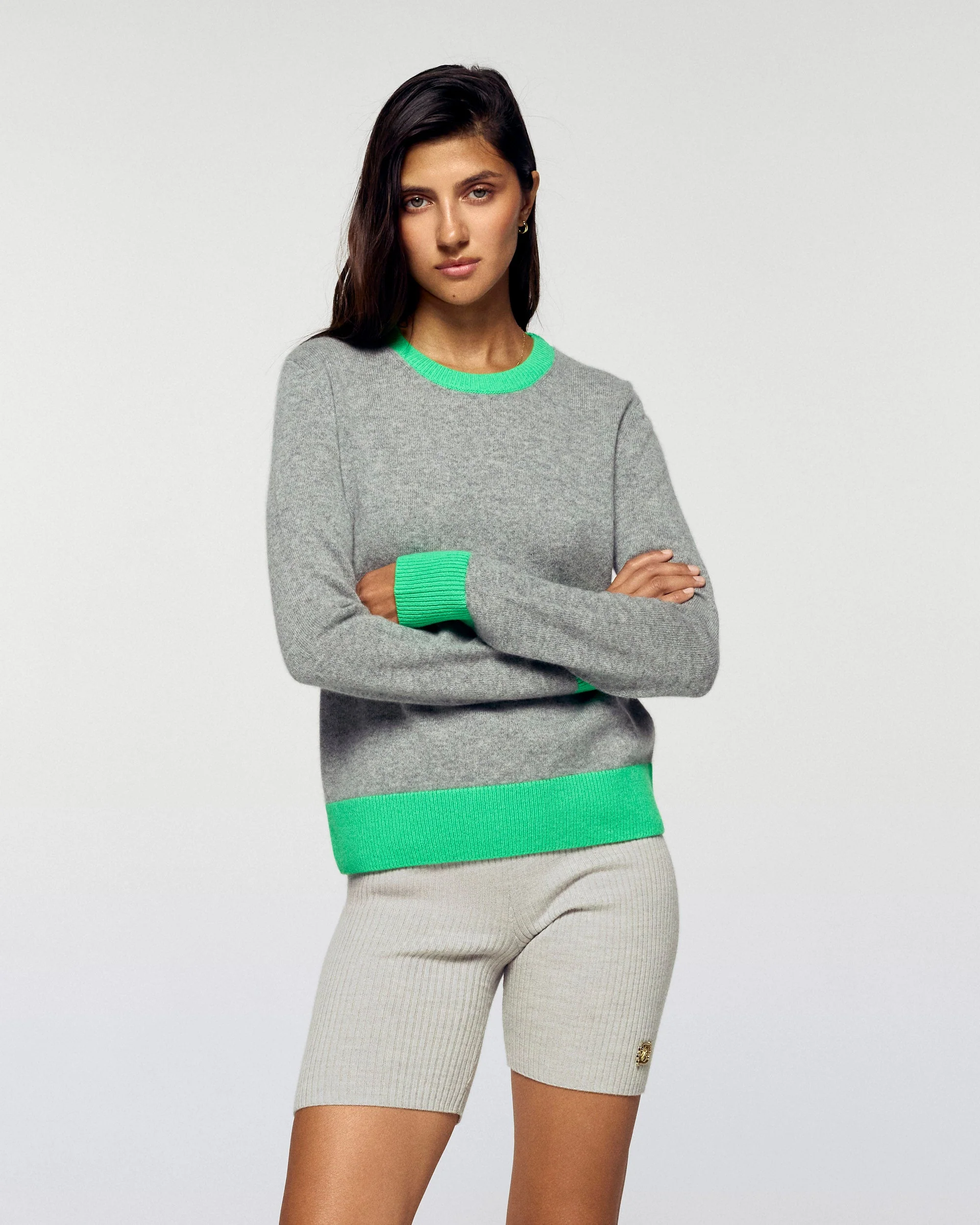 Crewneck Sweater Two-tone (H25 / FEMME / Dark Heather Gray) - Image 3