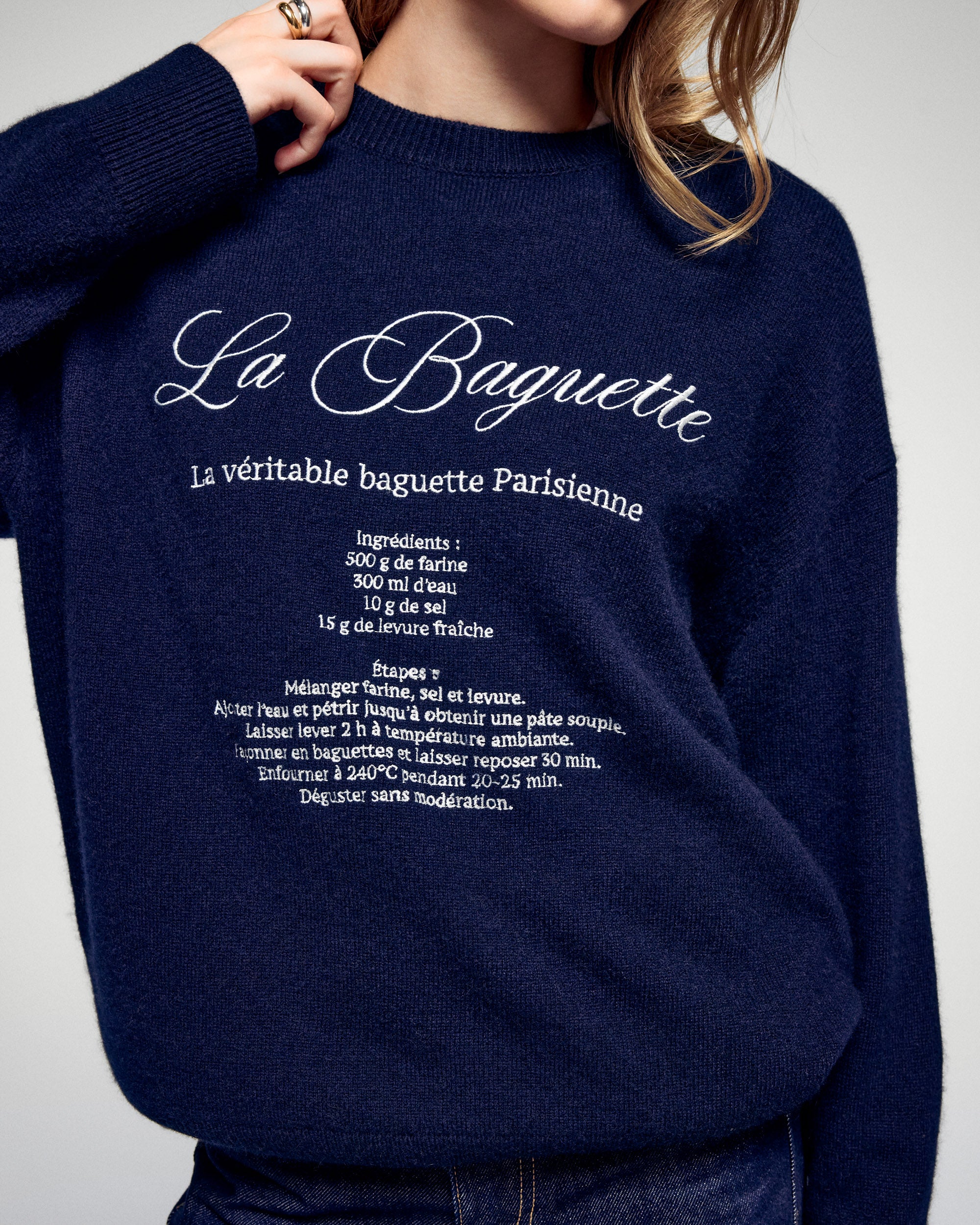 Crewneck Sweater La Baguette (H25 / WOMEN / Navy) - Image 2