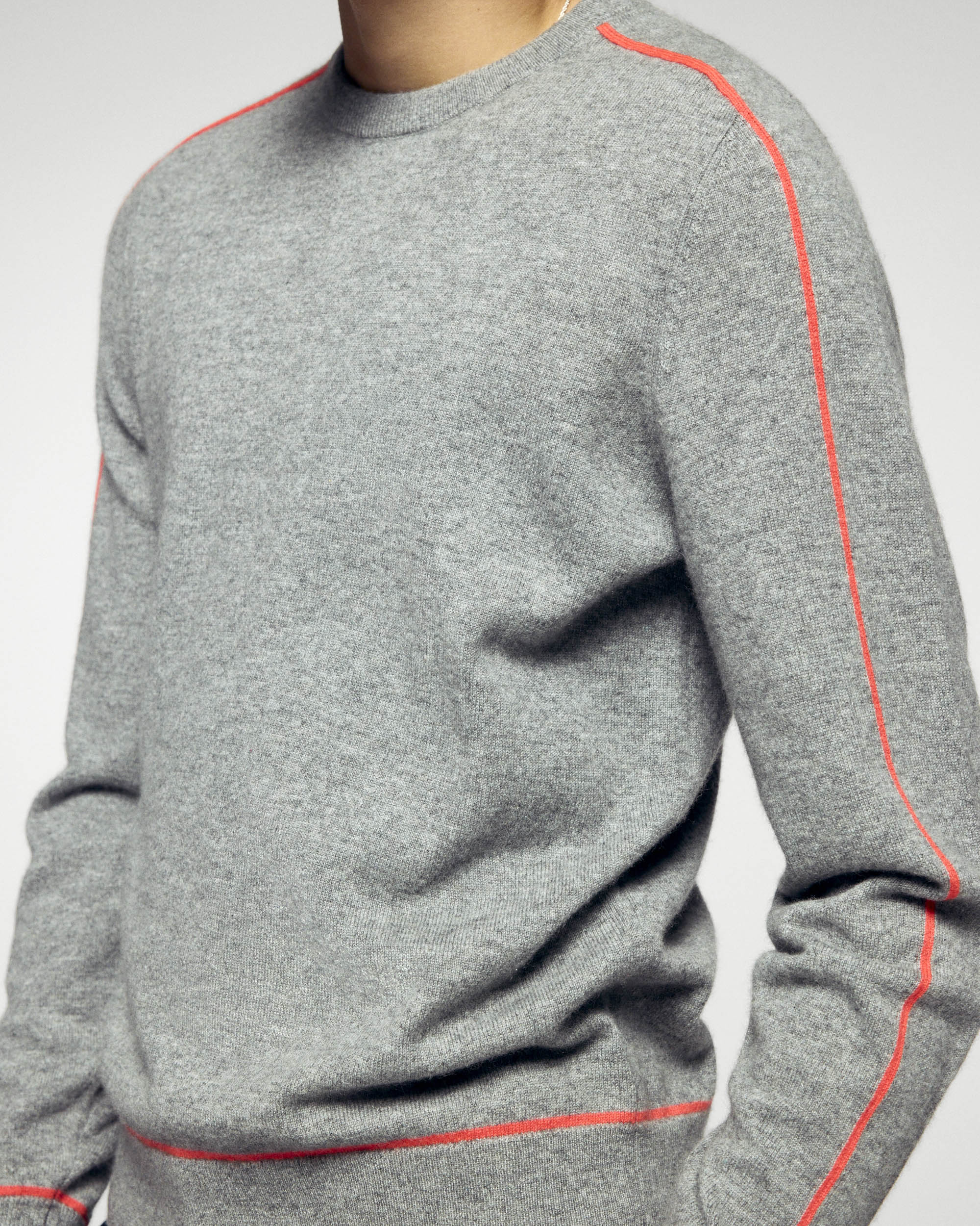 Crewneck Sweater (H25 / MEN / Dark Heather Grey) - Image 3