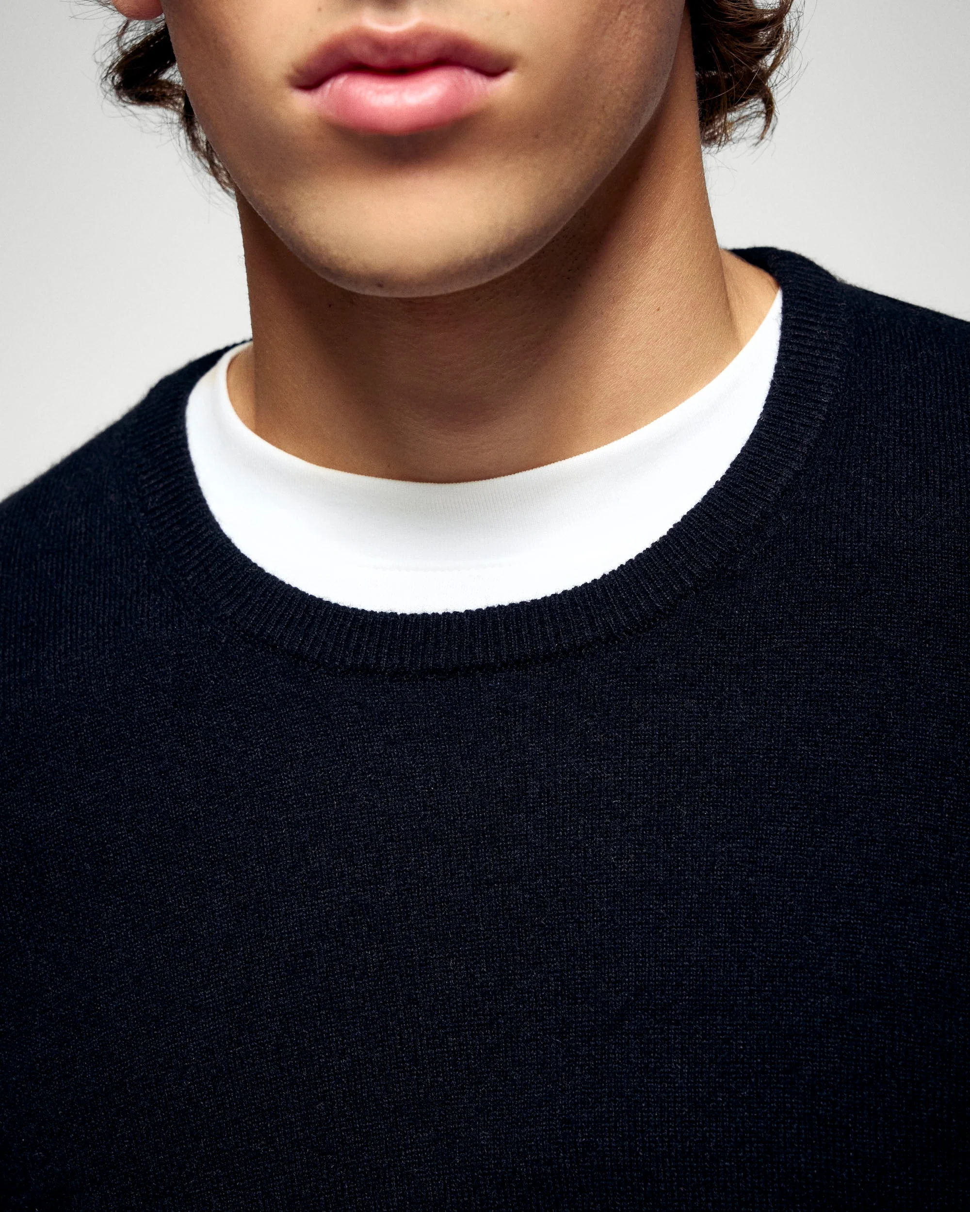 Basic Crewneck Sweater (H25 / HOMME / Black) - Image 5