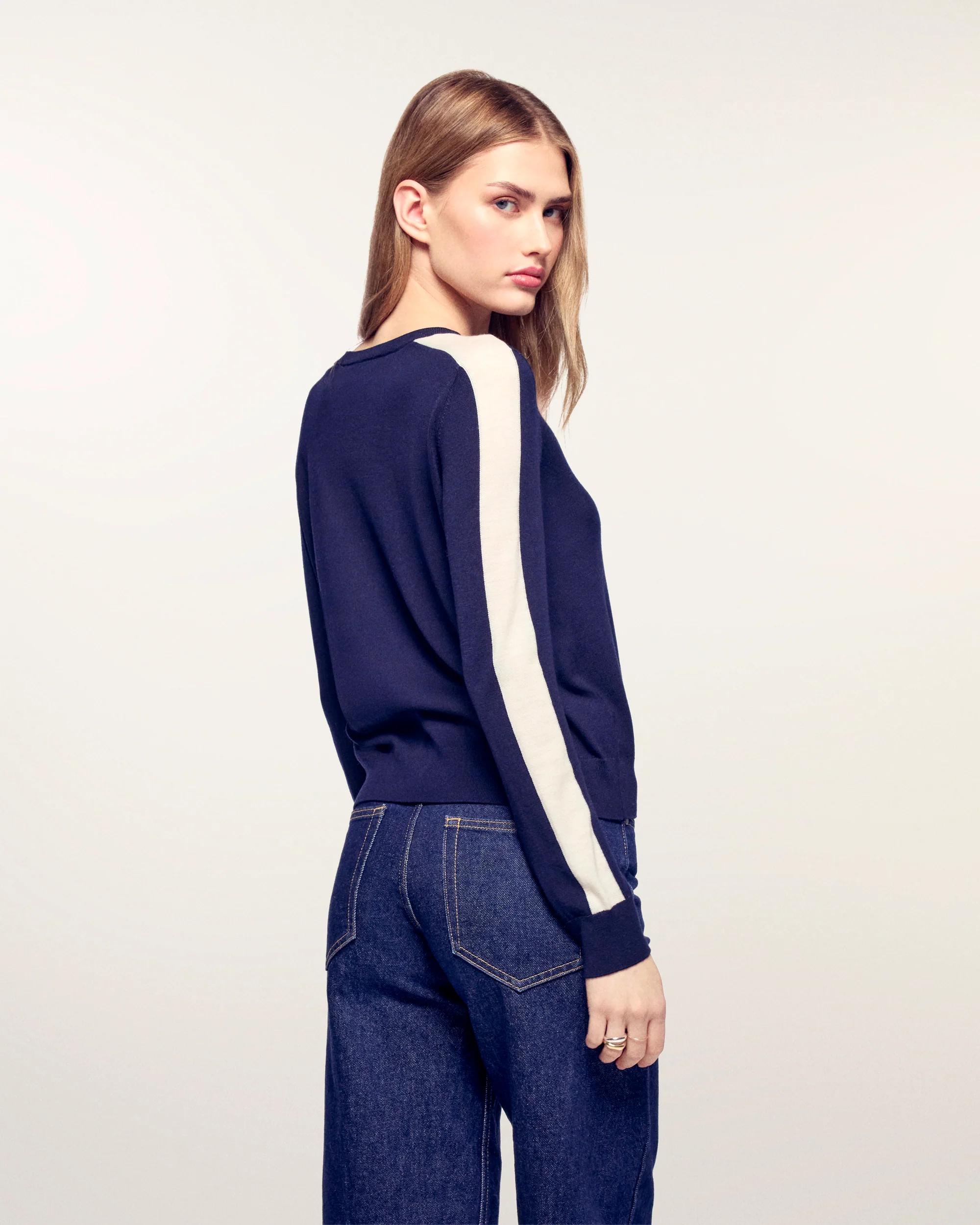 Crewneck Sweater (S25 / WOMEN / Navy) - Image 3