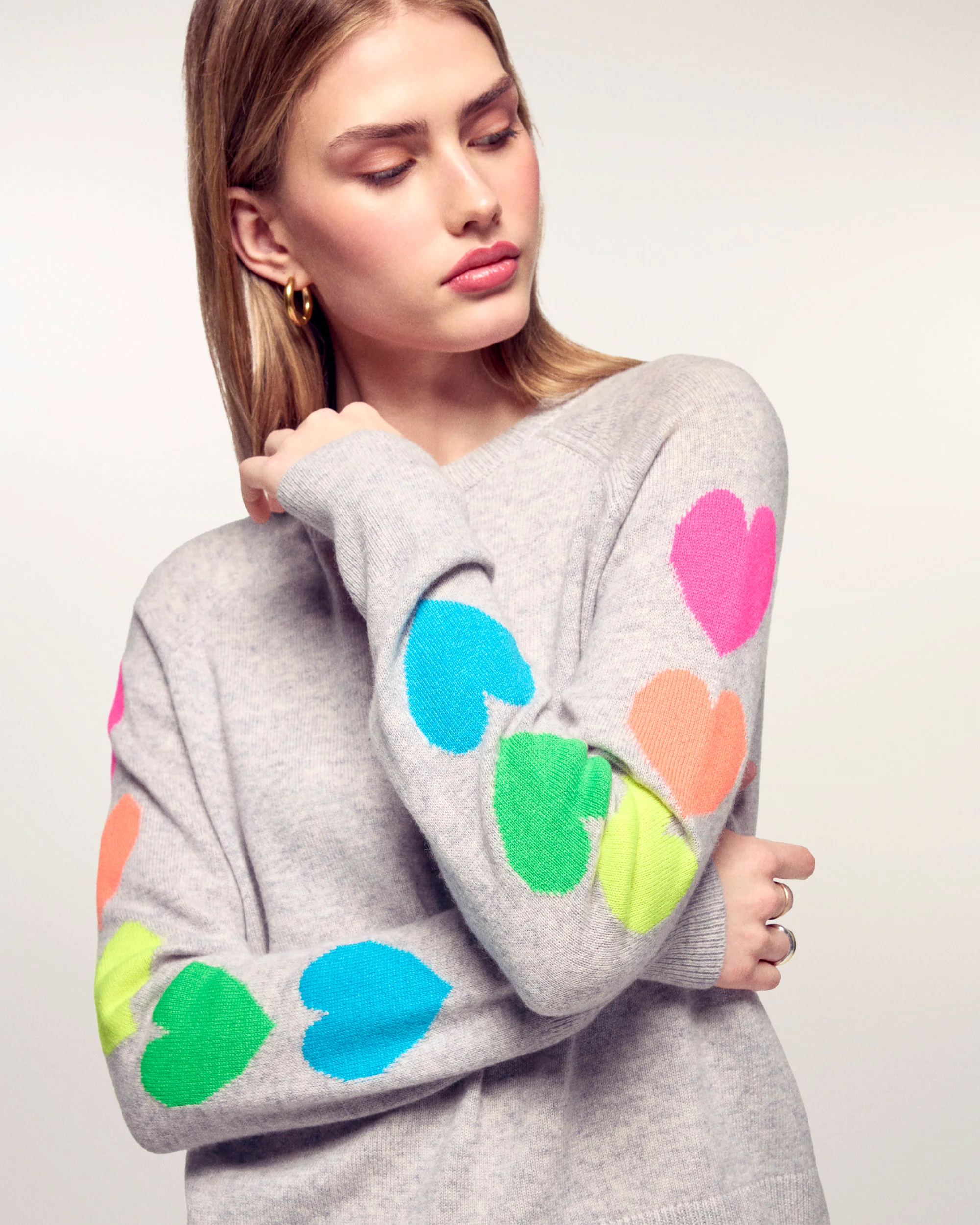 Multicolor Heart Crewneck Sweater (H25 / FEMME / Gris Chiné Clair)