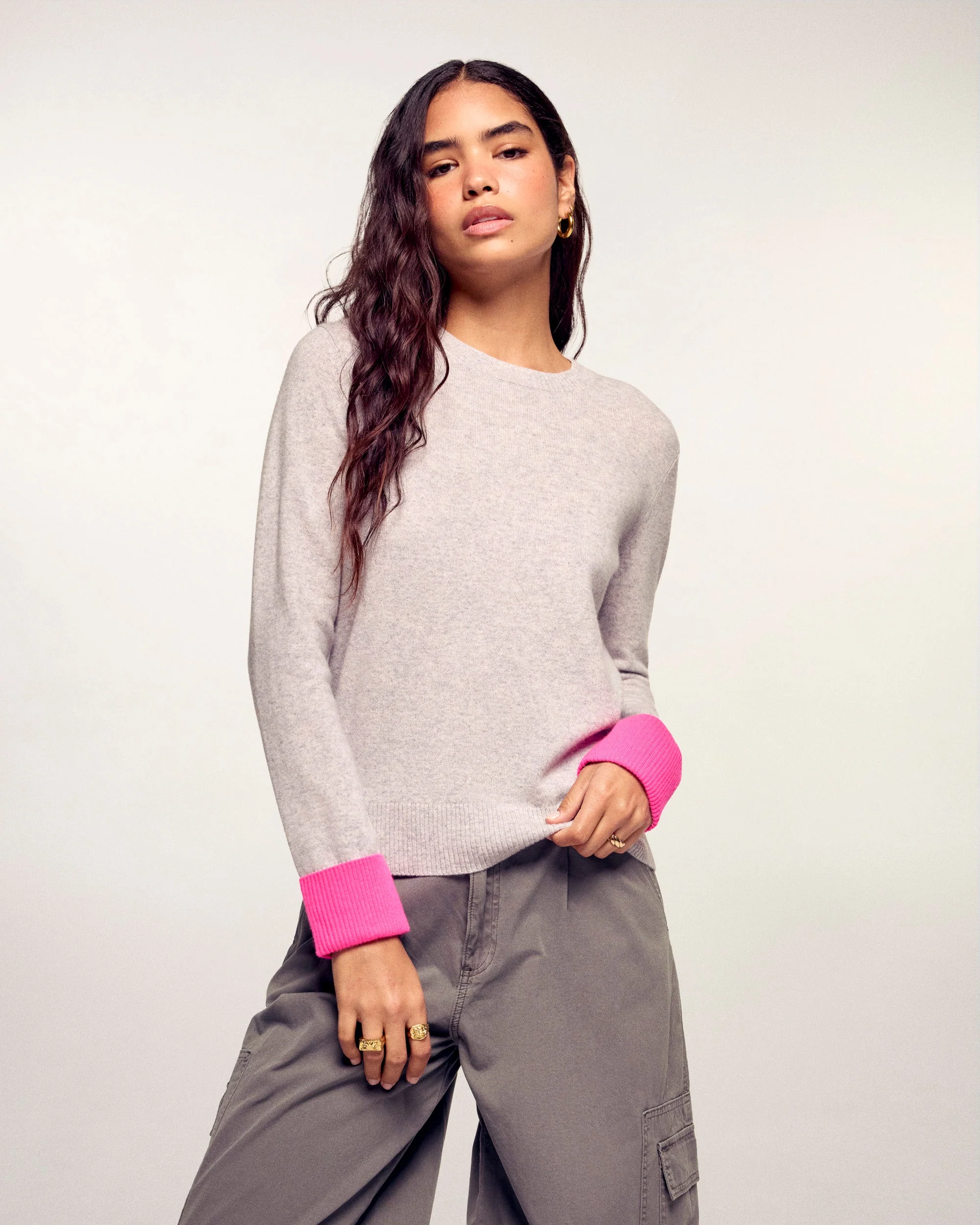 Two-Tone Round Neck Sweater (PERM / FEMME / Gris Chiné Clair)