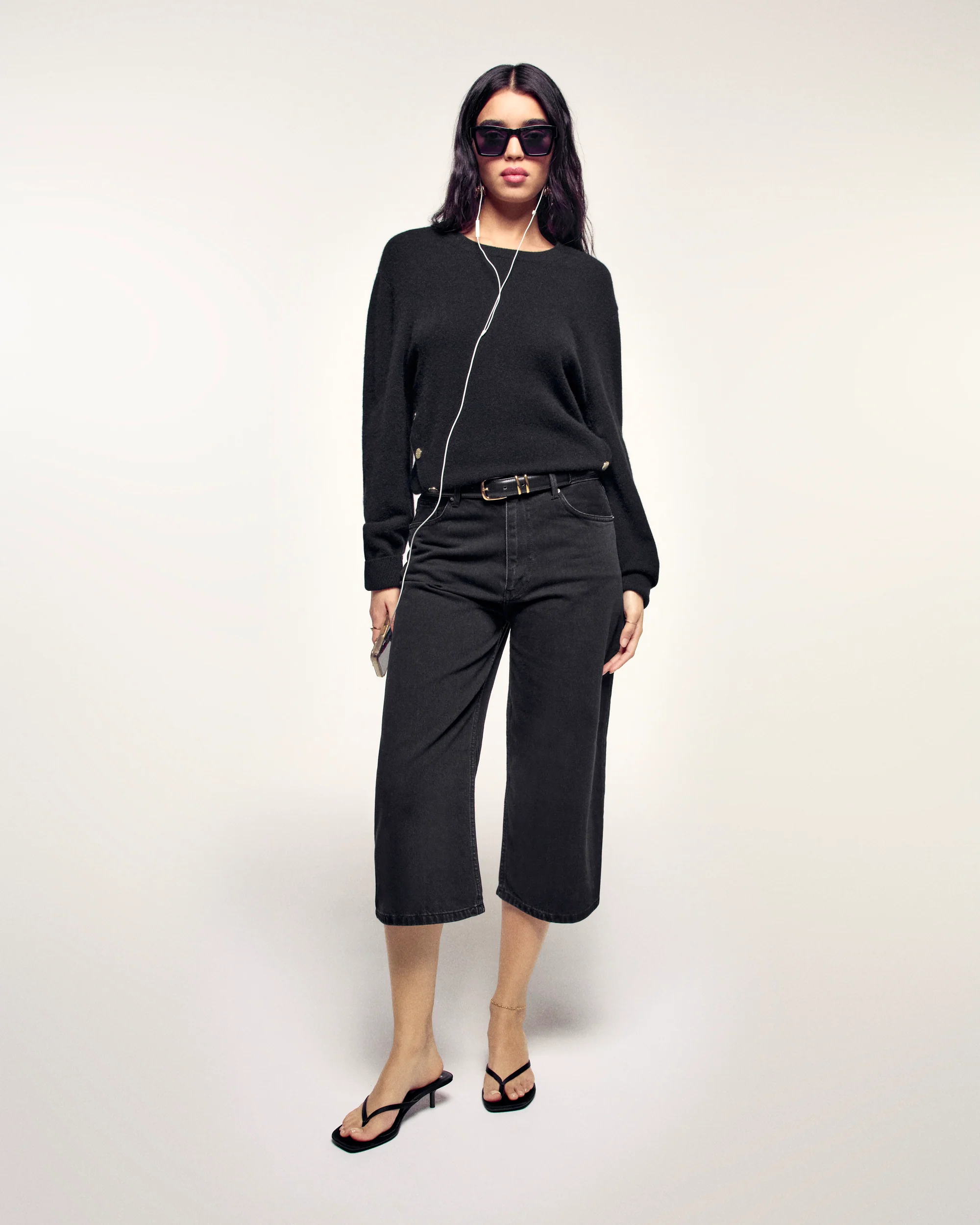 Gold Button Crewneck Sweater (S26/ FEMME/ Noir) - Image 4