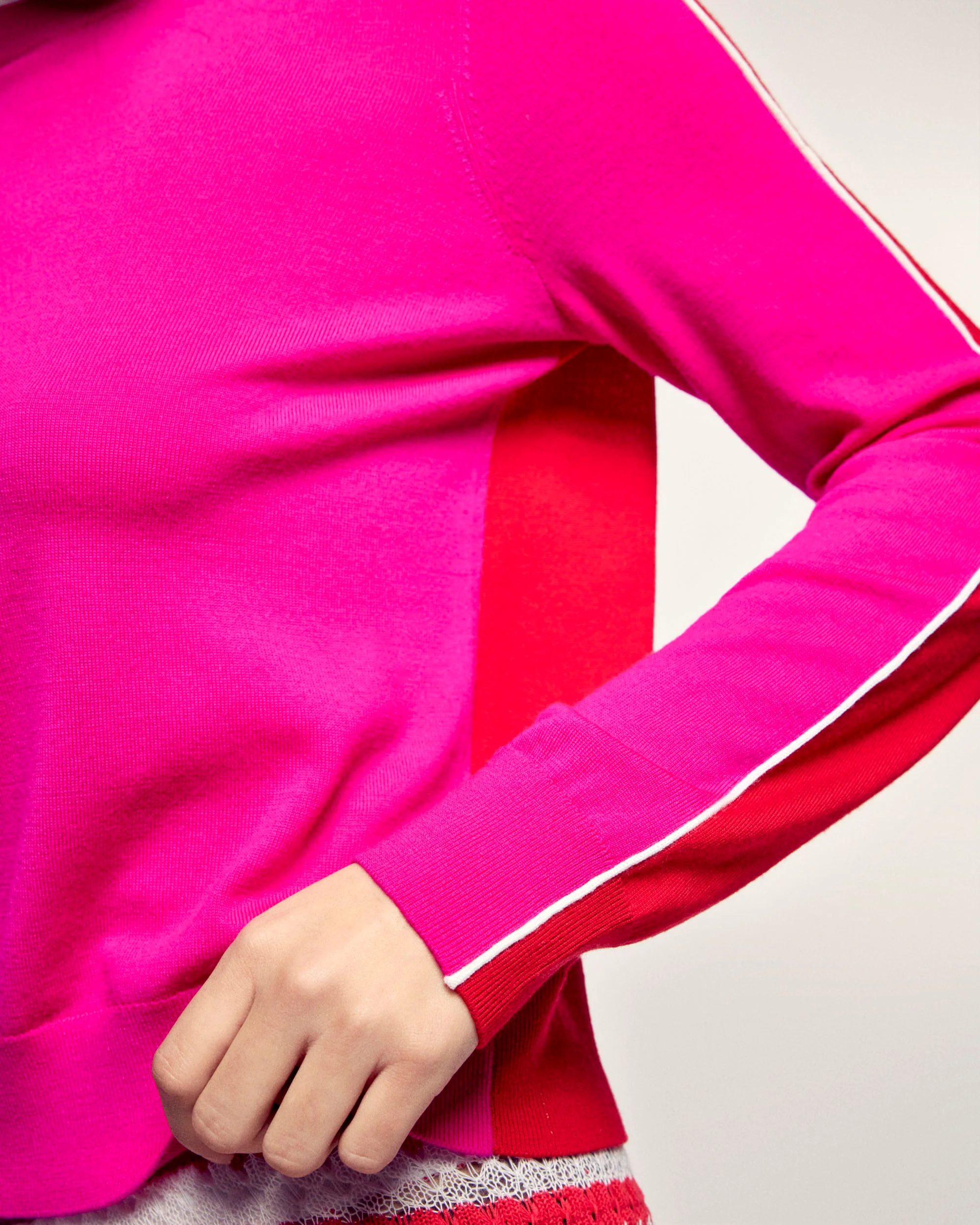 Tricolor Crewneck Sweater (S26 / FEMME / Tropical Raspberry / RWS) - Image 4