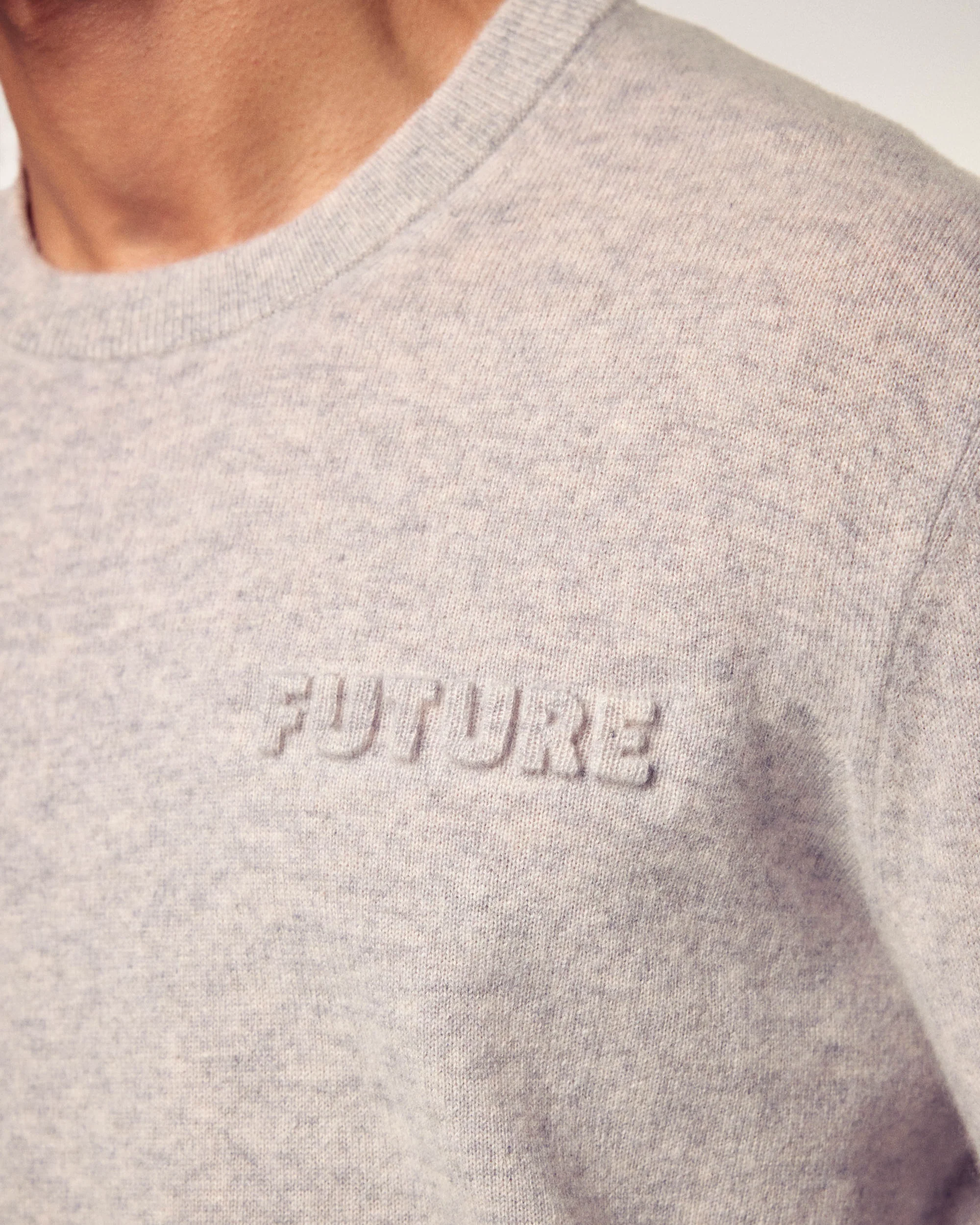 Crew Neck Sweater 3D effect print (S26 / HOMME / Gris Chiné Clair) - Image 5