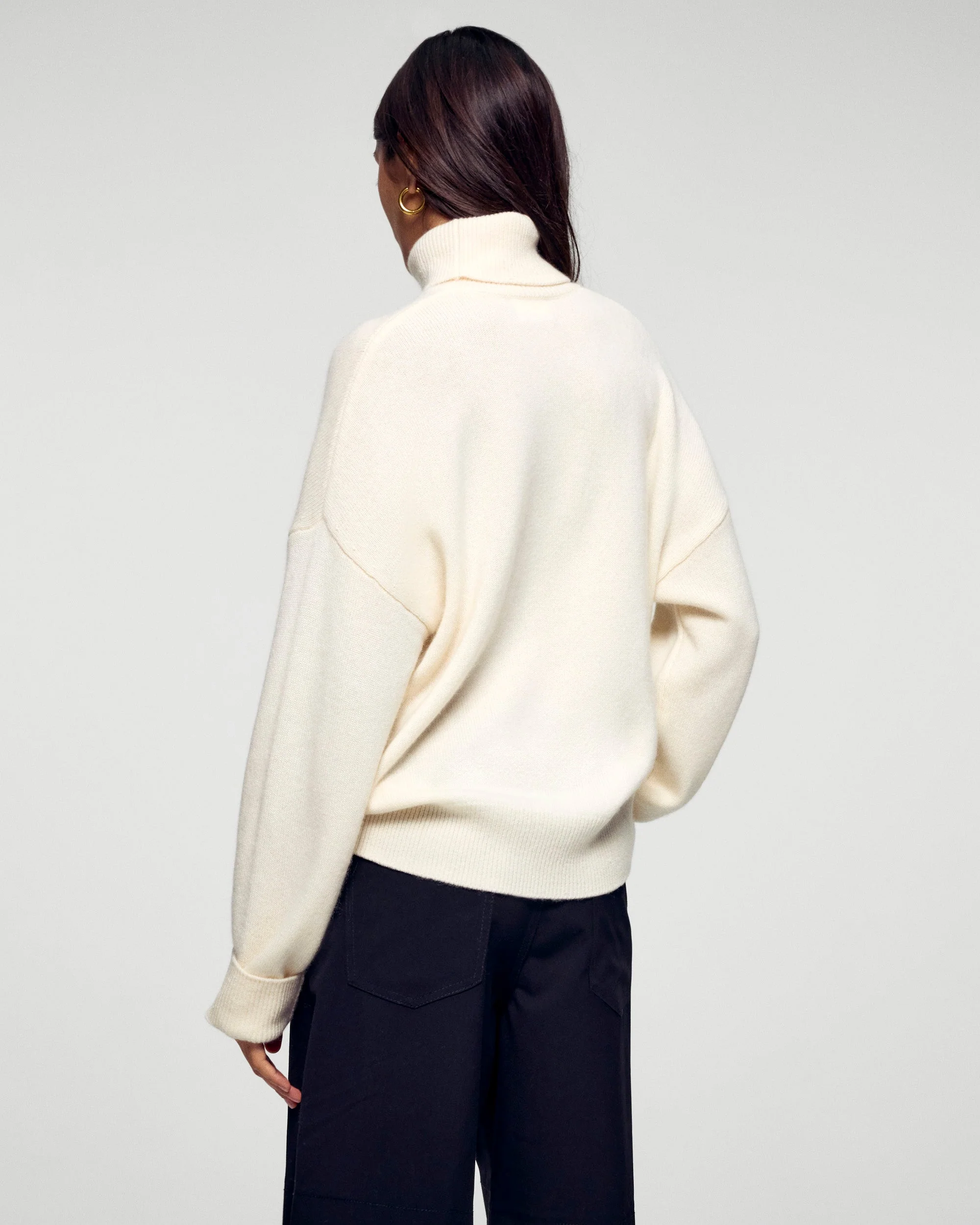 Turtleneck Sweater (H25 / FEMME / White) - Image 4