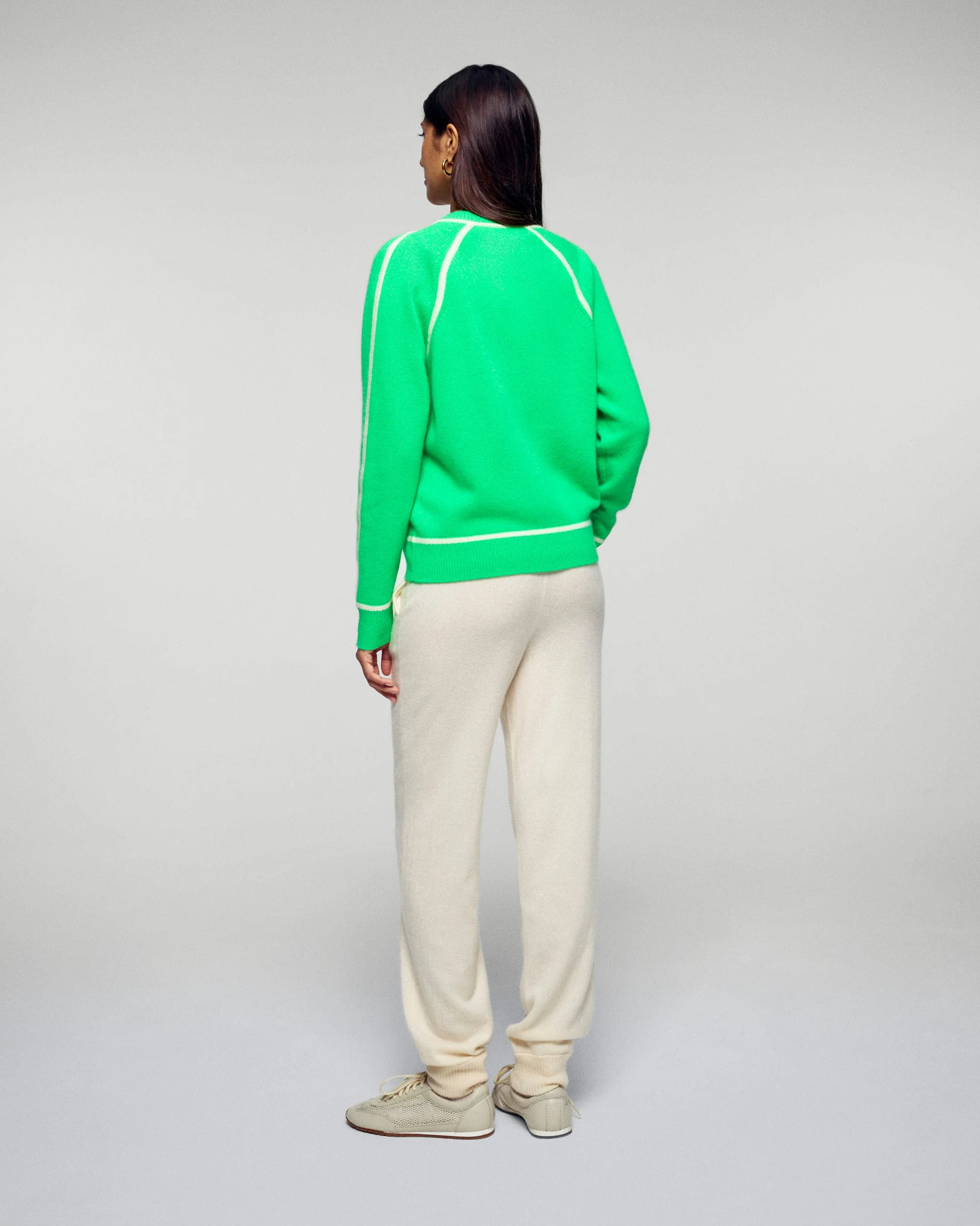 V-Neck Sweater with Contrast Trims (H25 / FEMME / Cosmic Green) - Image 4