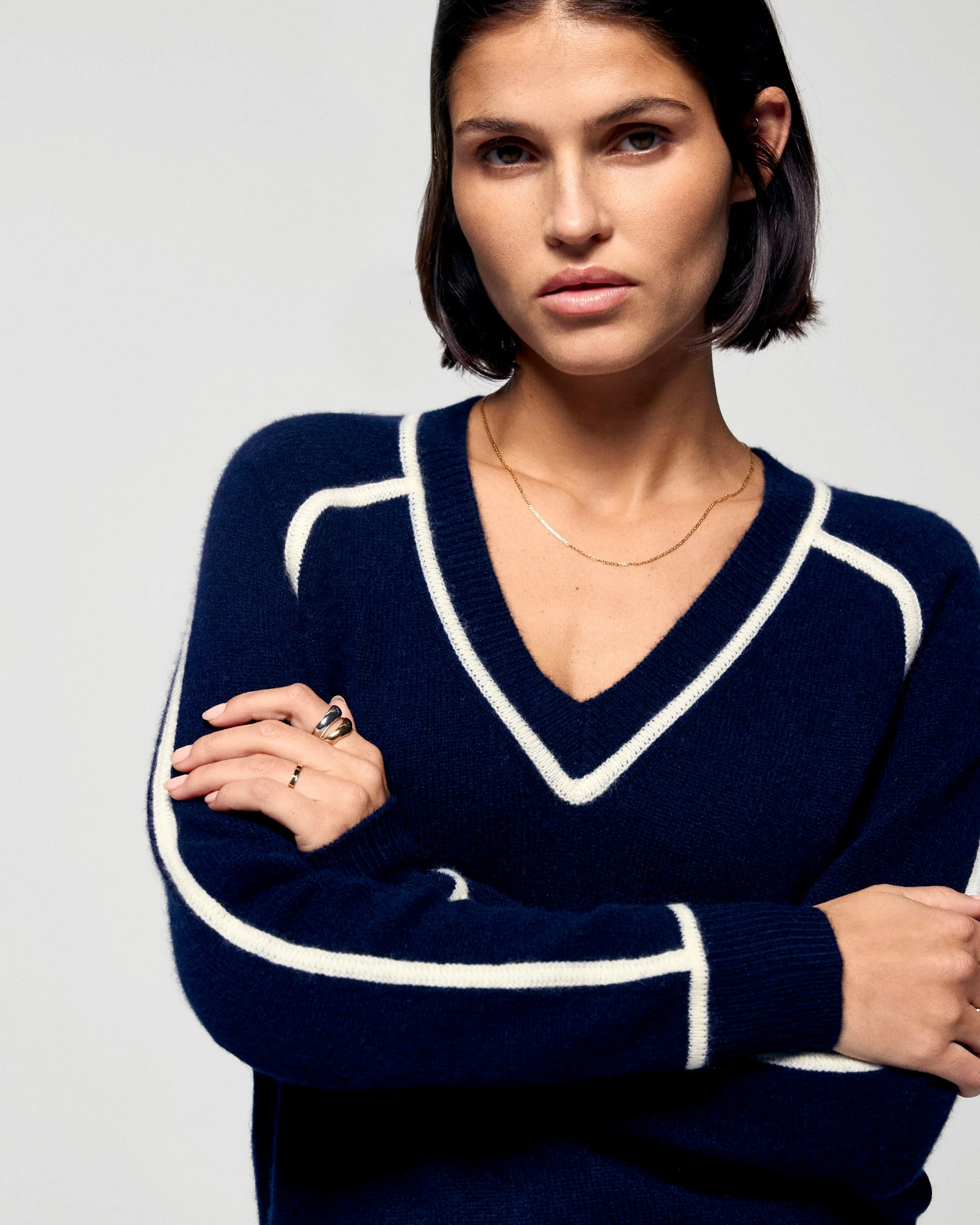 V-Neck Sweater with Contrast Trims (H25 / FEMME / Navy) - Image 2