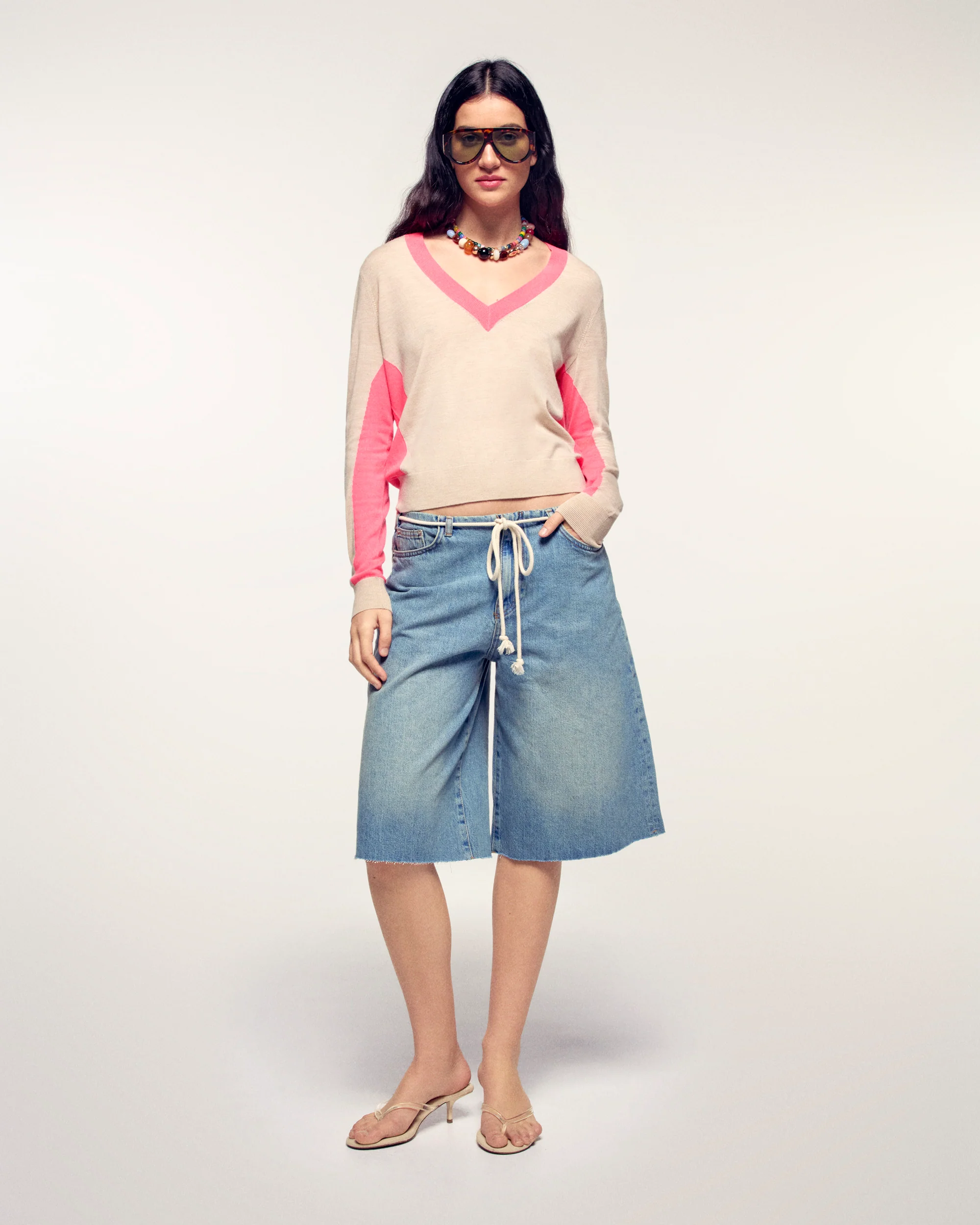 Contrasting Striped V-neck Sweater (S26 / FEMME / Beige Chiné / RWS) - Image 3