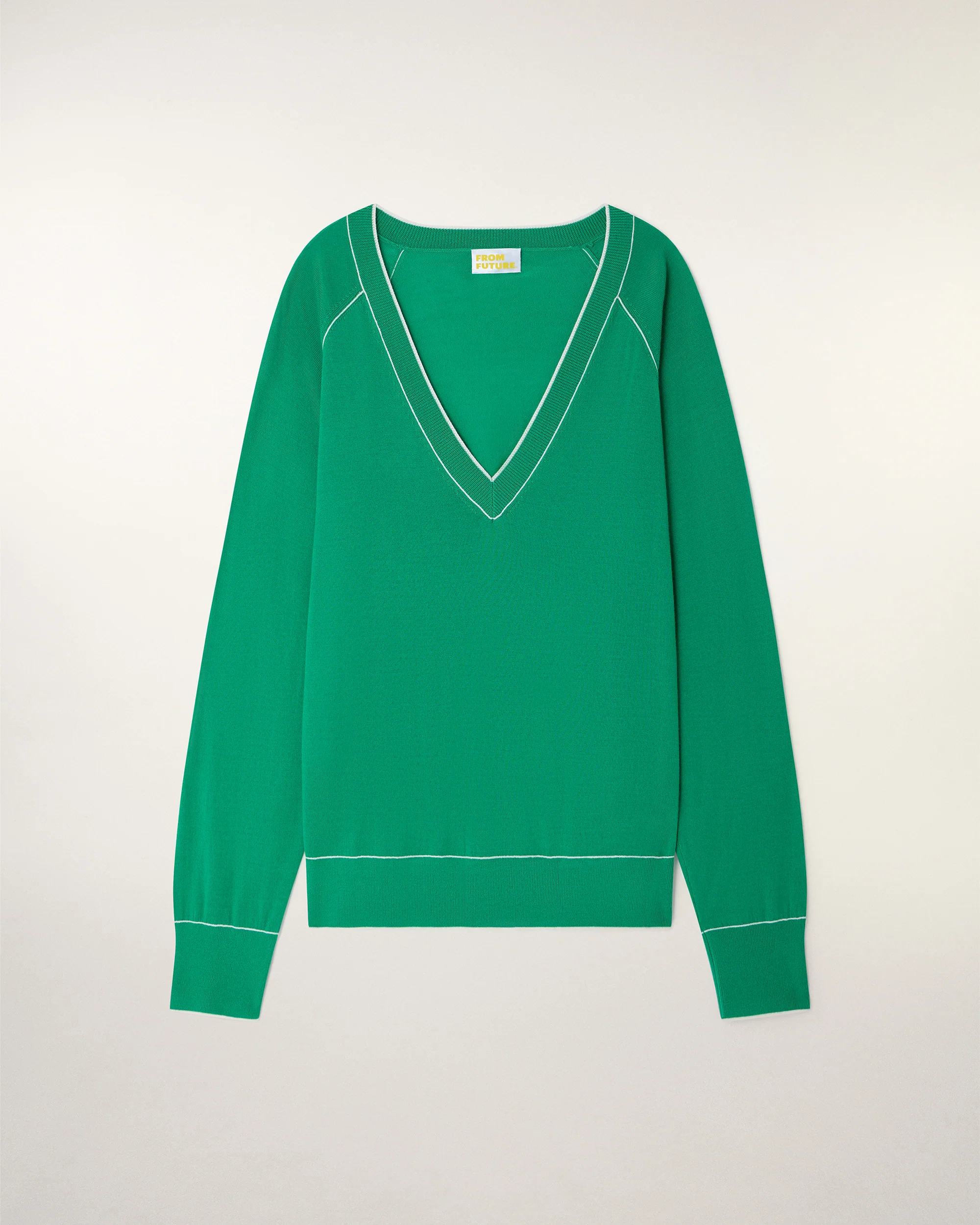 Contrasting Trim V-neck Sweater (S26 / FEMME / Infinity Green / RWS) - Image 5