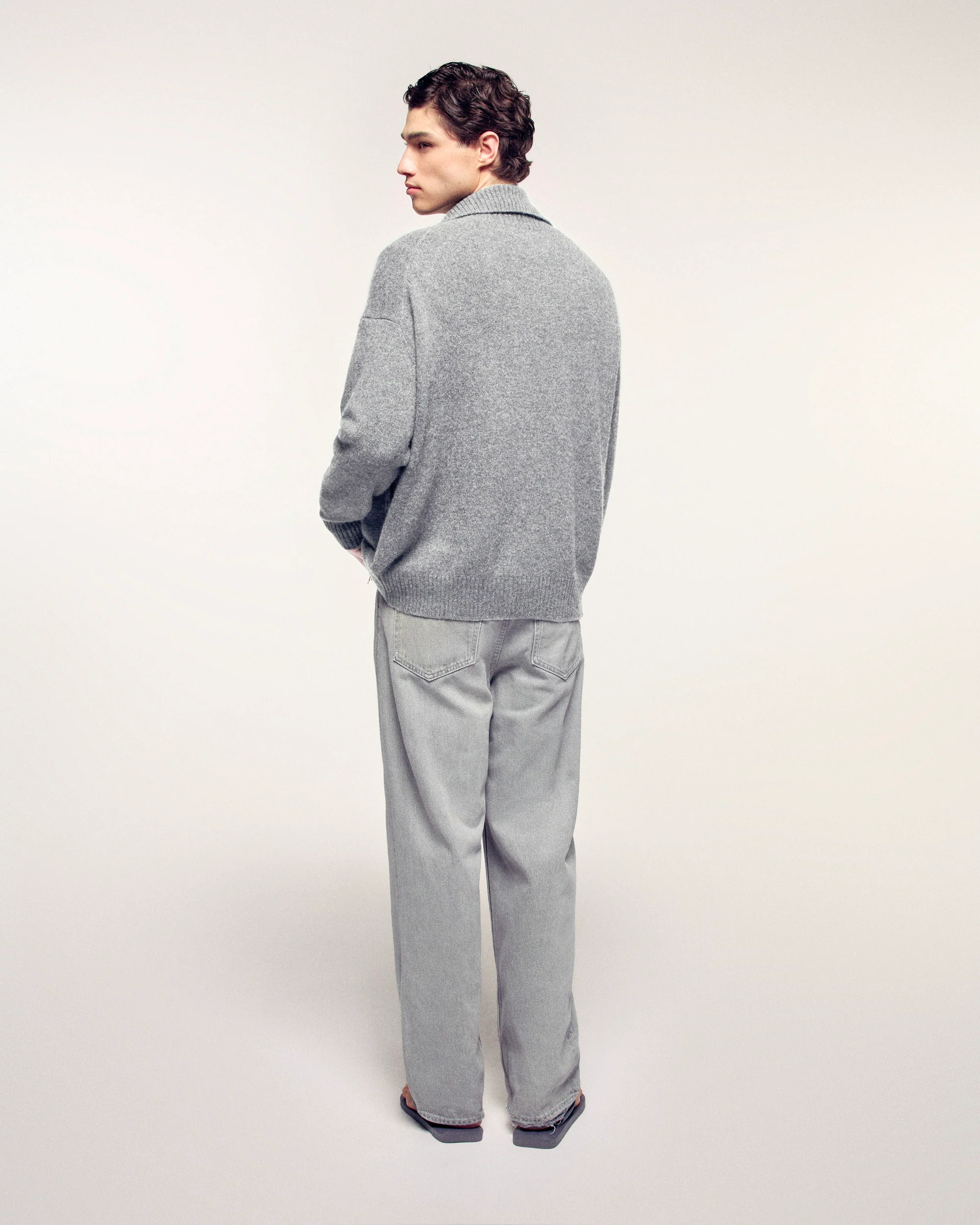 Mock Neck Cardigan "From Future" (S26/ HOMME/ Gris Chiné Foncé) - Image 4