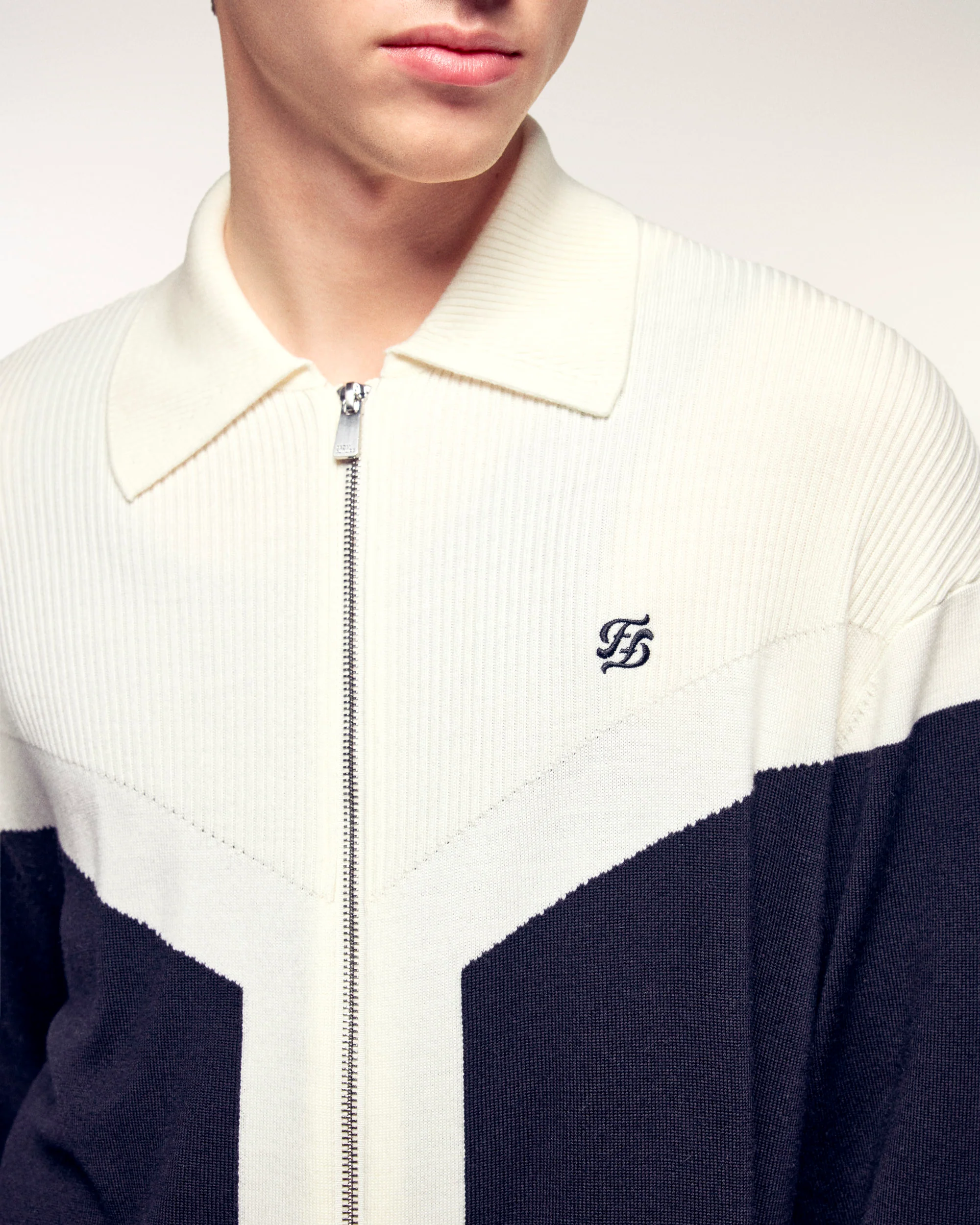 Two-tone Cardigan "FF" Embroidery (S26/ HOMME/ Noir / RWS) - Image 2