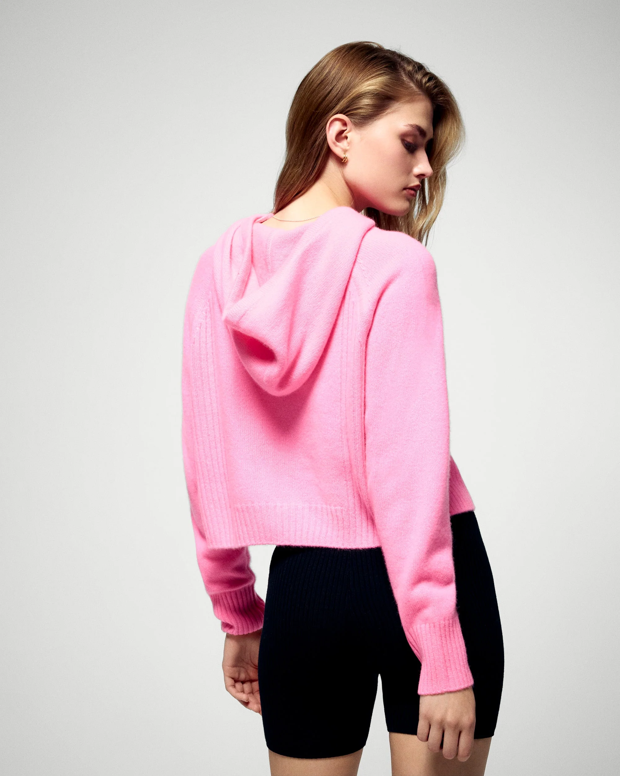 Hoodie (H25 / FEMME / Fantasy Pink) - Image 2