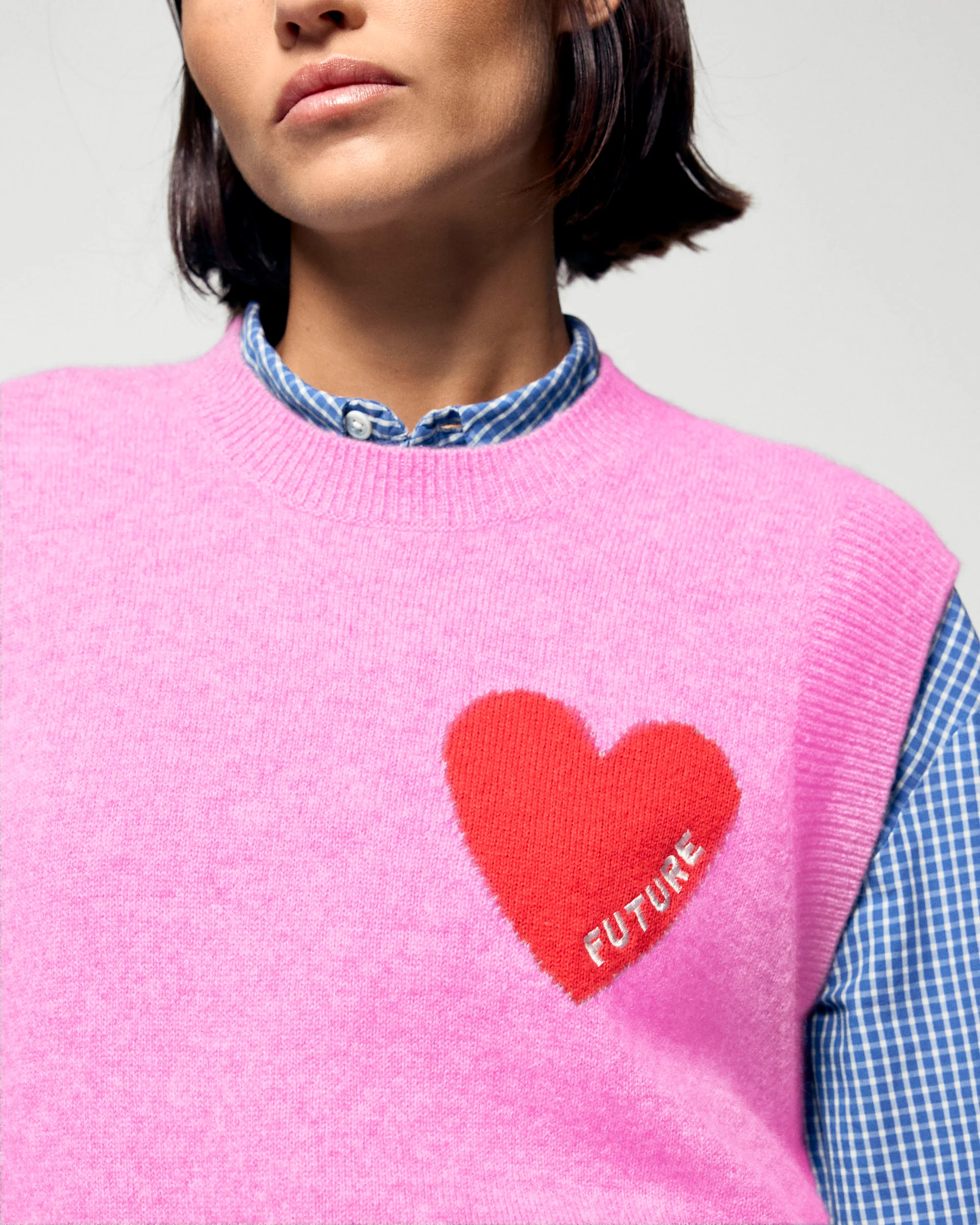 Sleeveless Sweater (H25 / FEMME / Fantasy Pink) - Image 2
