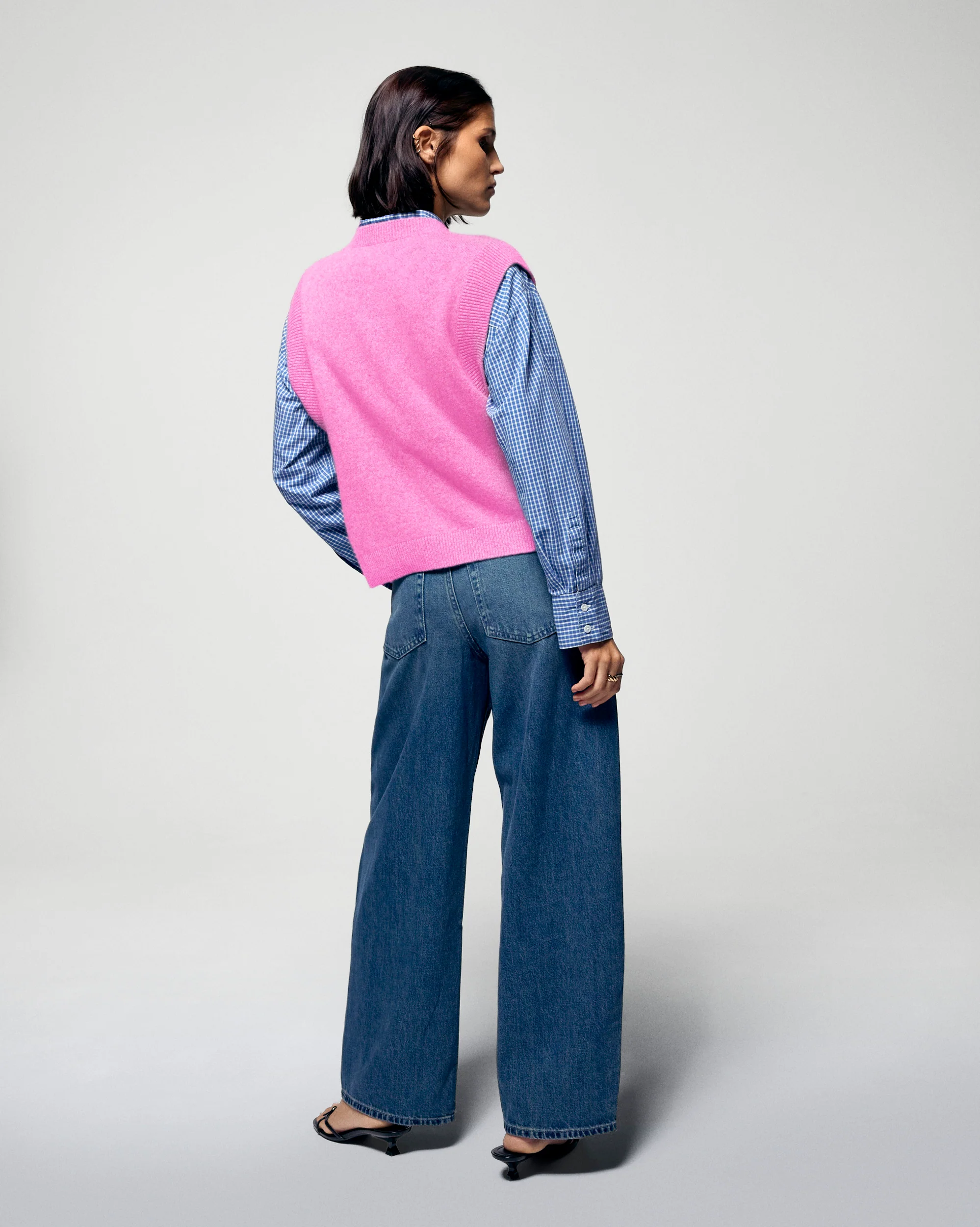 Sleeveless Sweater (H25 / FEMME / Fantasy Pink) - Image 4