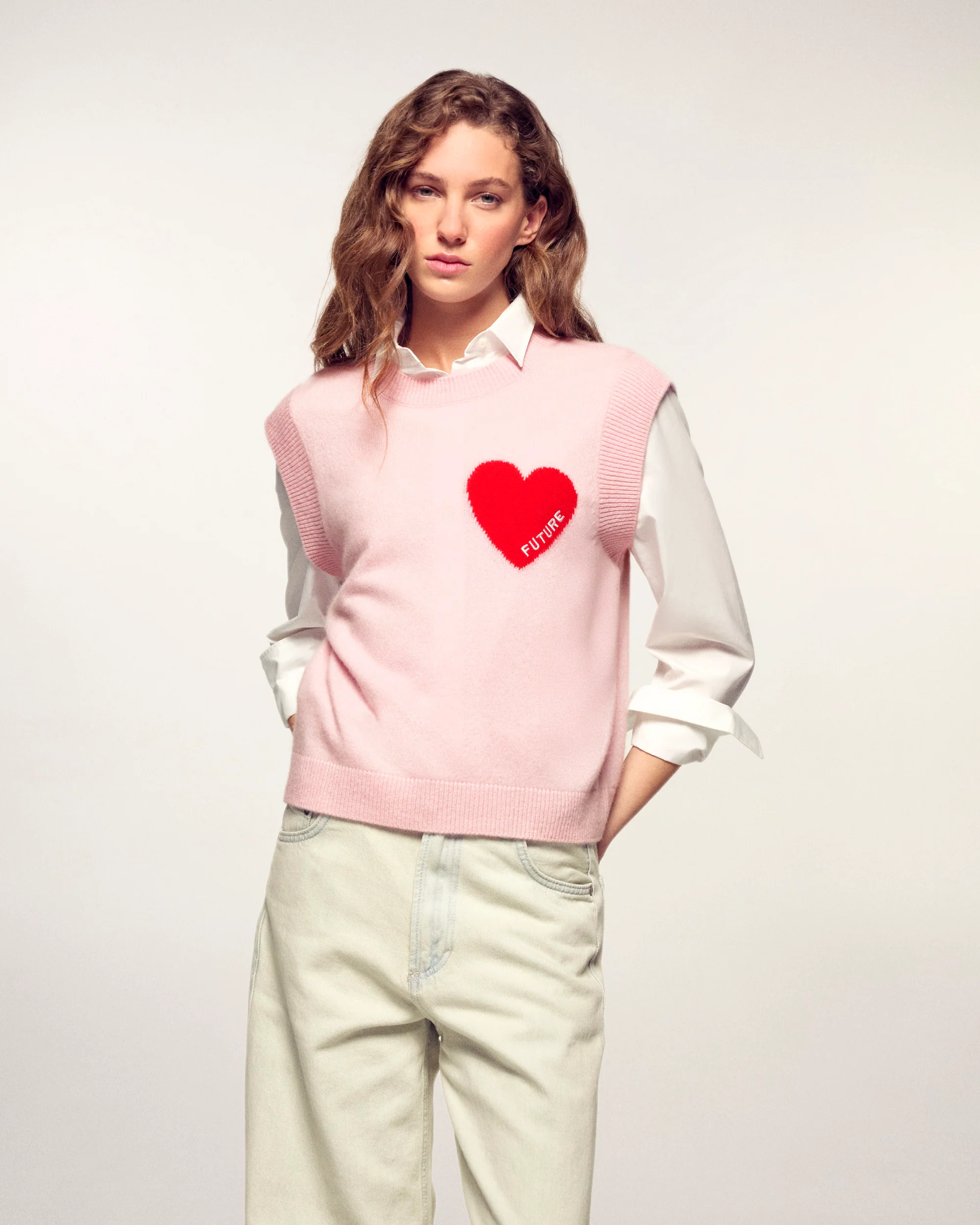 Sleeveless Sweater (S26 / FEMME / Sky Pink)