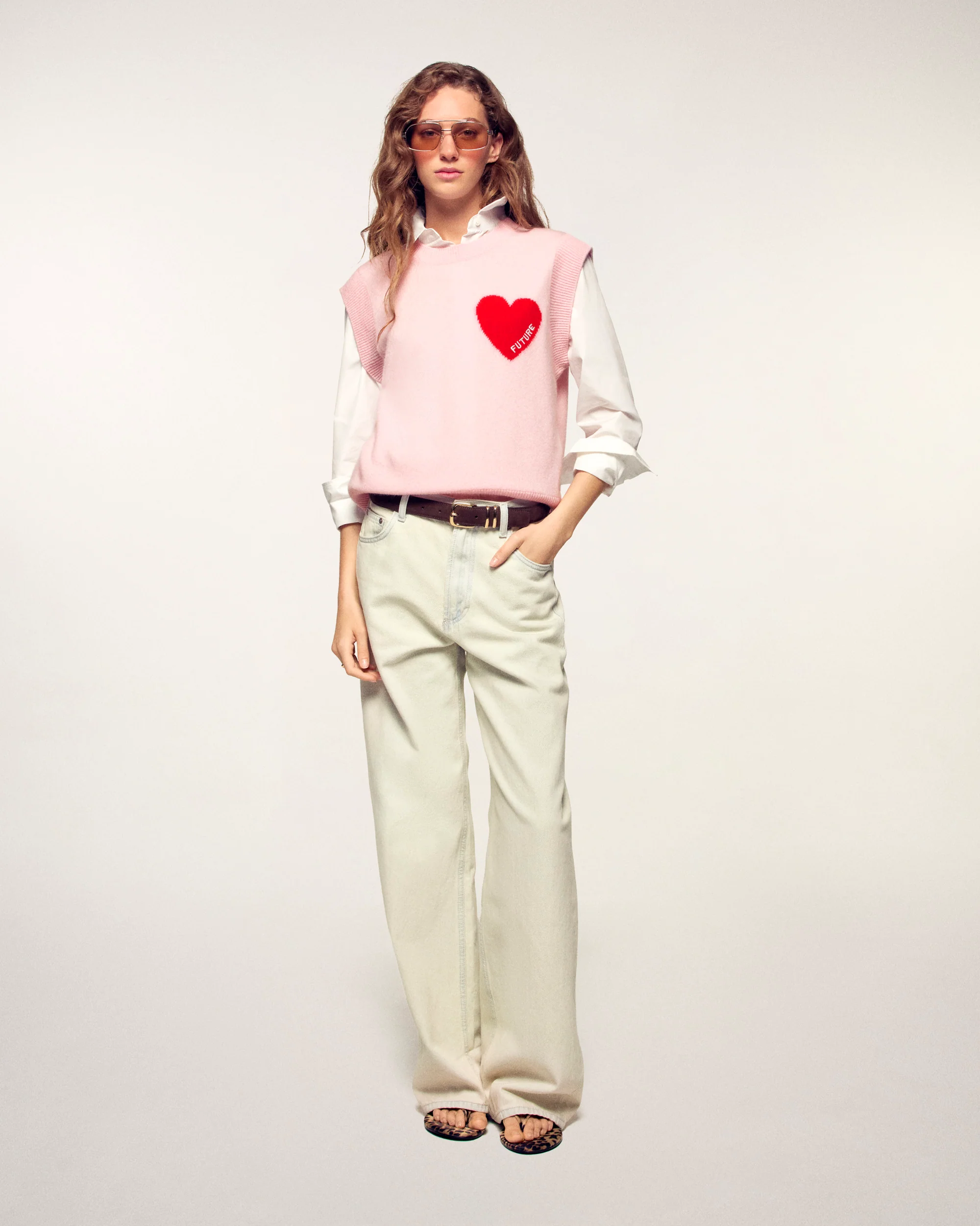 Sleeveless Sweater (S26 / FEMME / Sky Pink) - Image 4