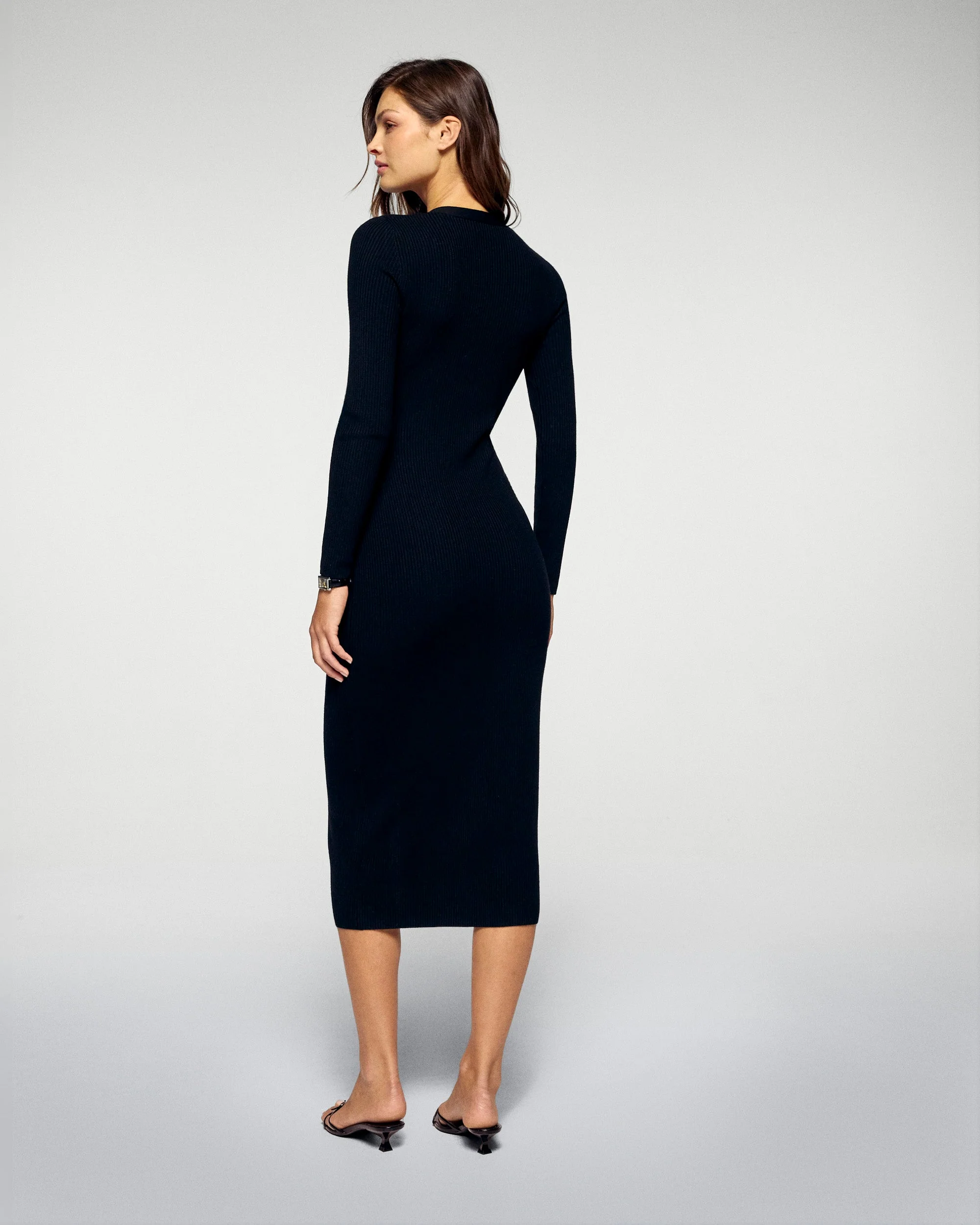 Long Sleeve Long Dress (H25 / WOMEN / Black / RWS) - Image 4