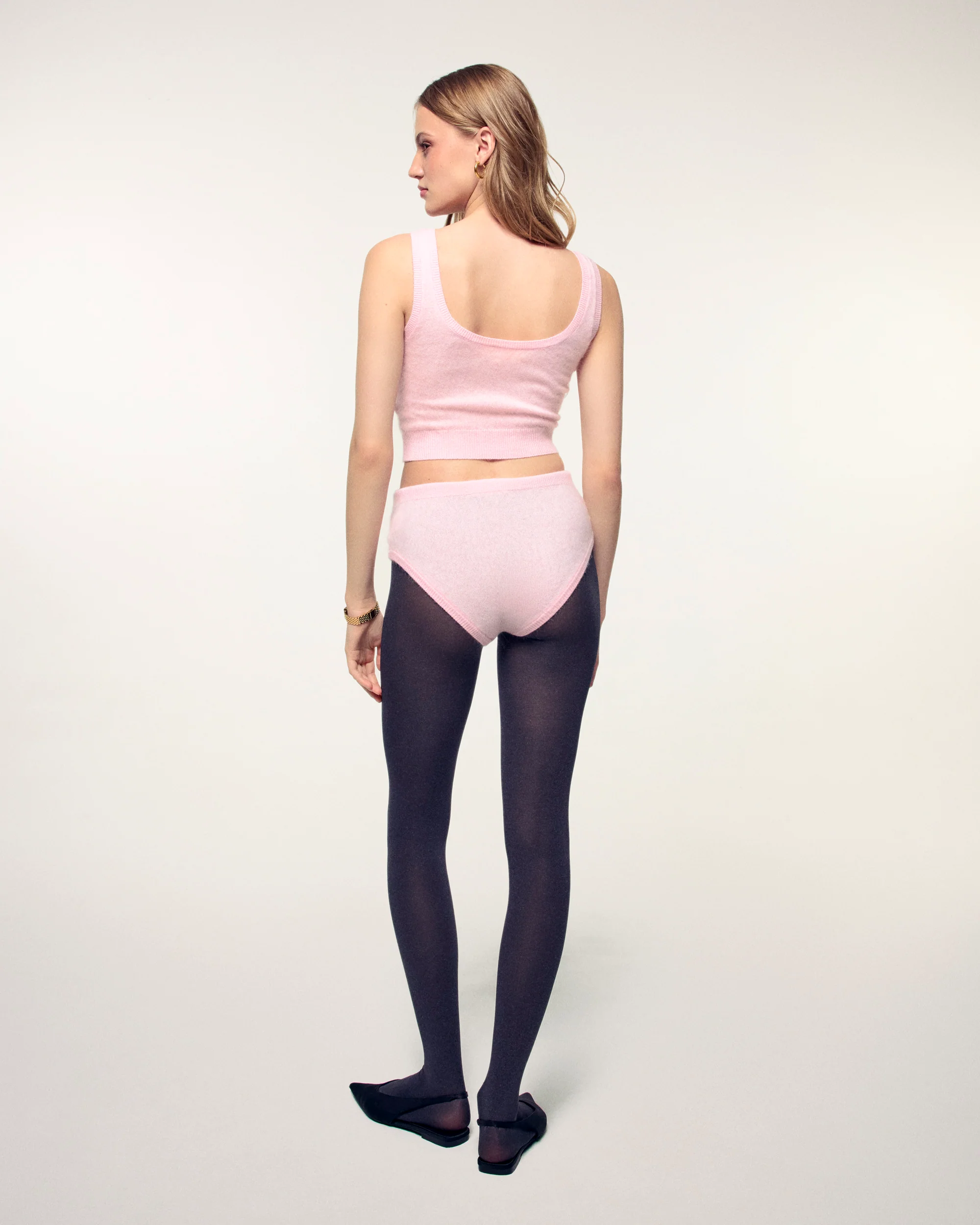 Brushed Cashmere Short (S26/ FEMME/ Cloudy Pink) - Image 3