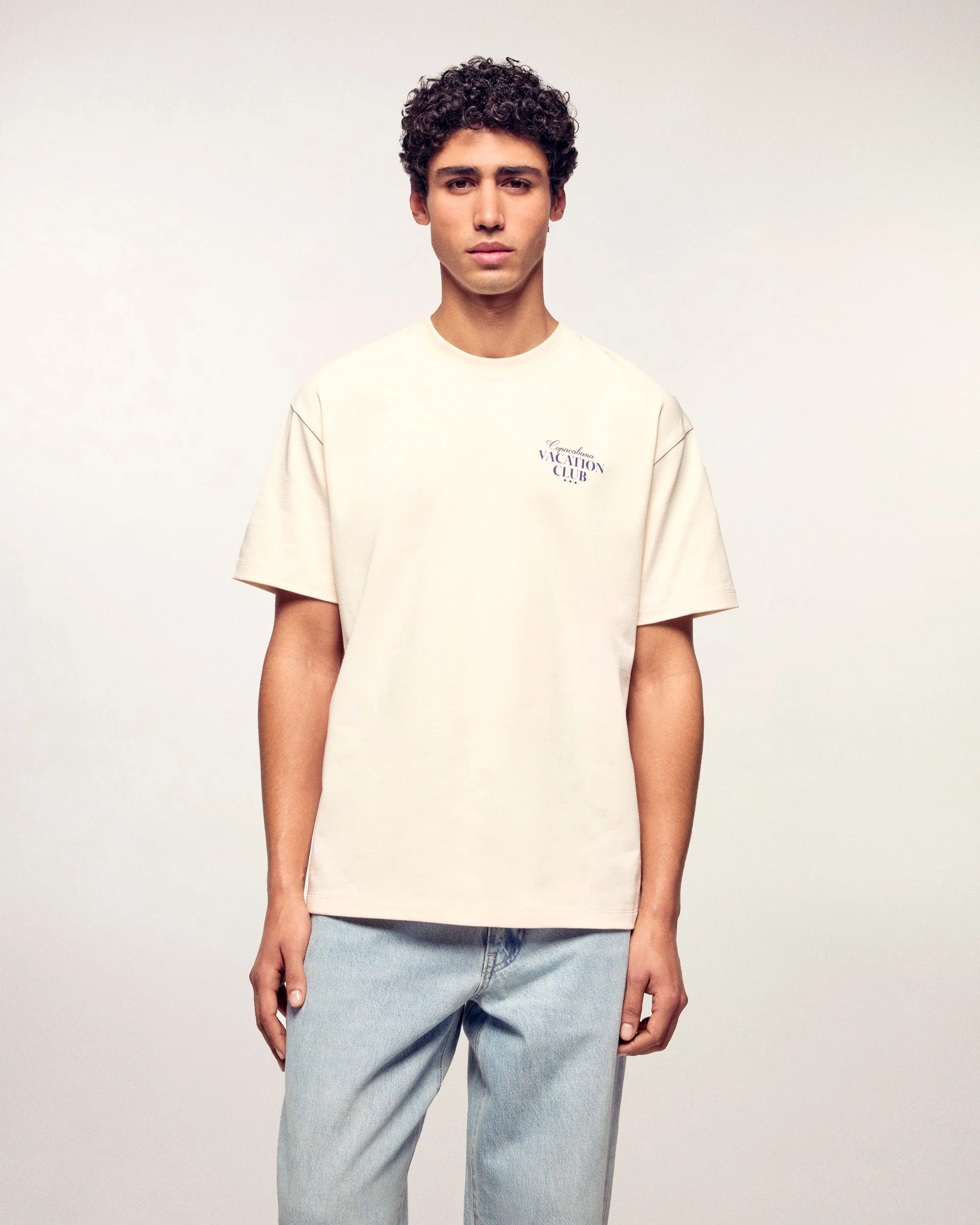 Printed "Copacabana Vacation Club" T-shirt (S26 / HOMME / Sable) - Image 2