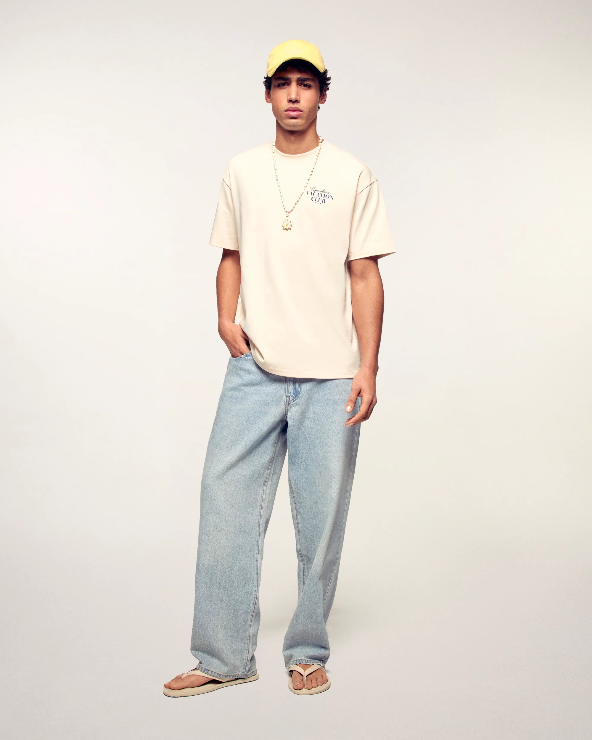 Printed "Copacabana Vacation Club" T-shirt (S26 / HOMME / Sable) - Image 4
