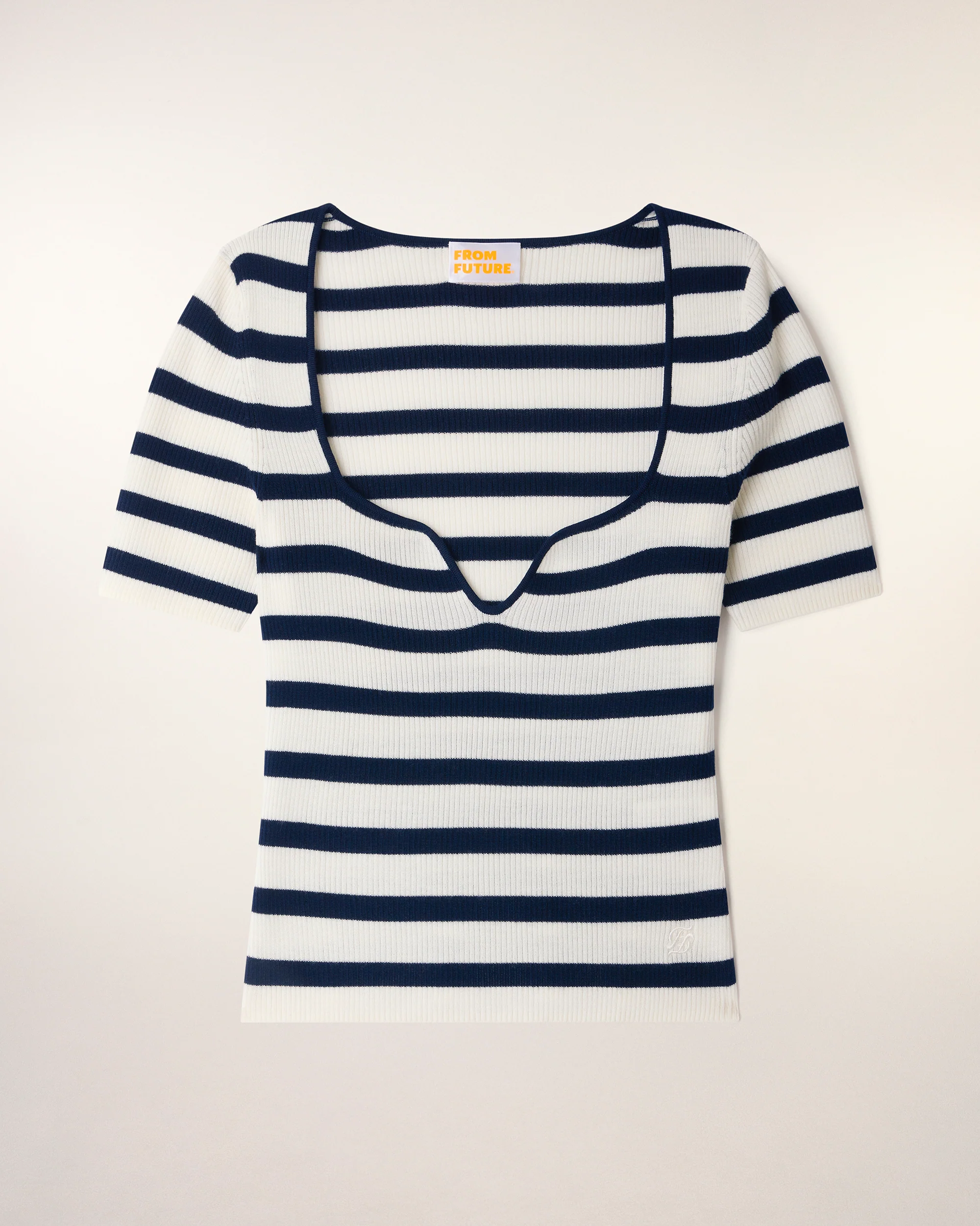Short Sleeve Top (S26 / FEMME / Navy / RWS) - Image 5